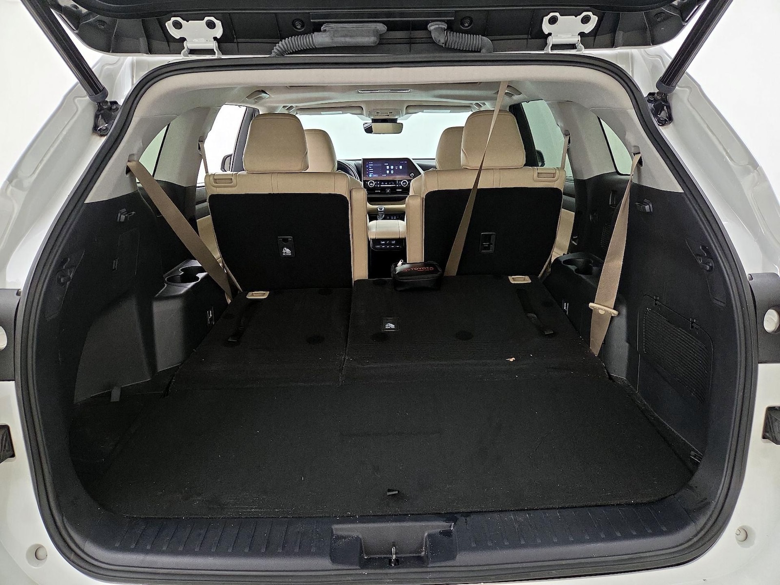 2023 Toyota Highlander XLE - Photo 24