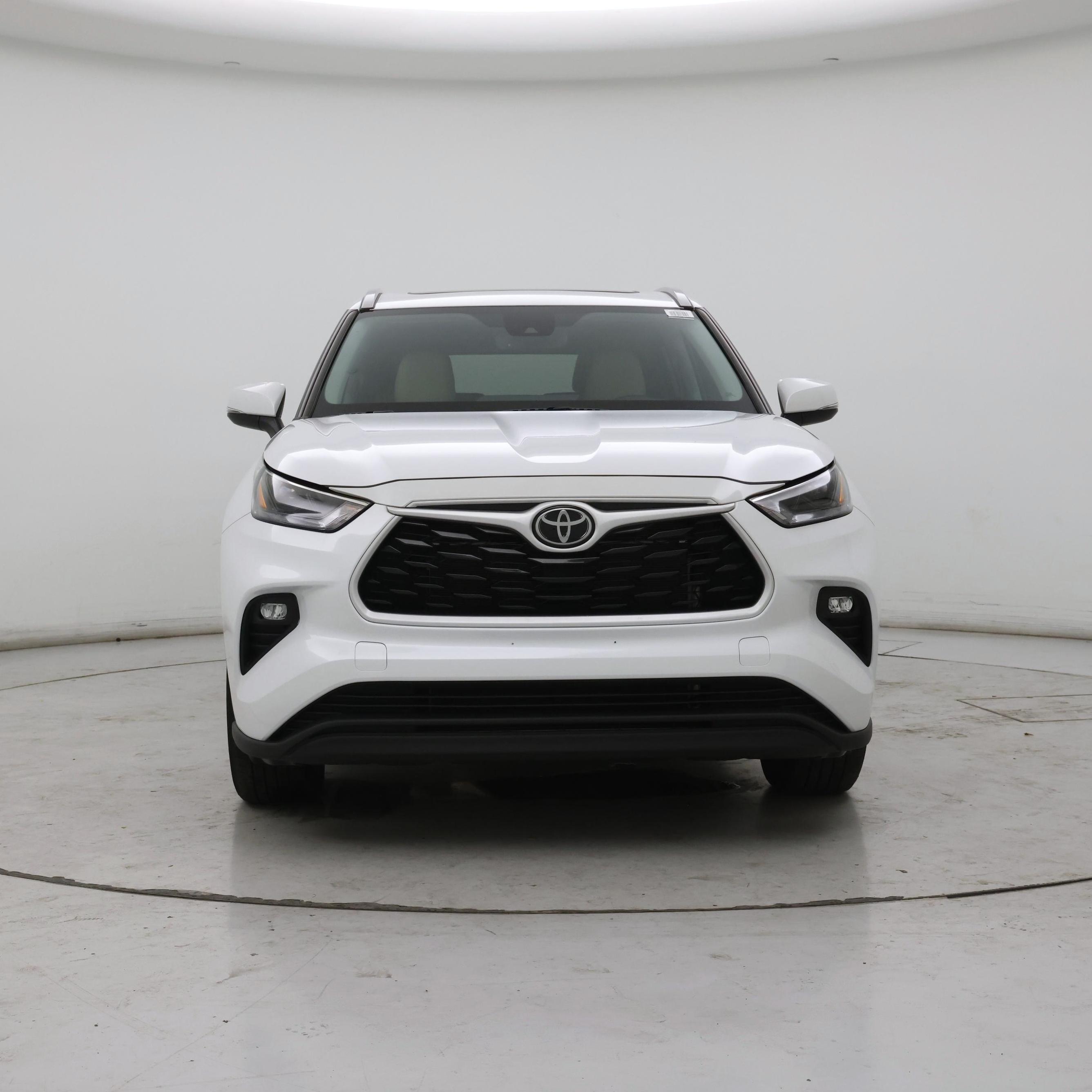 Thumbnail: 2023 Toyota Highlander - 5