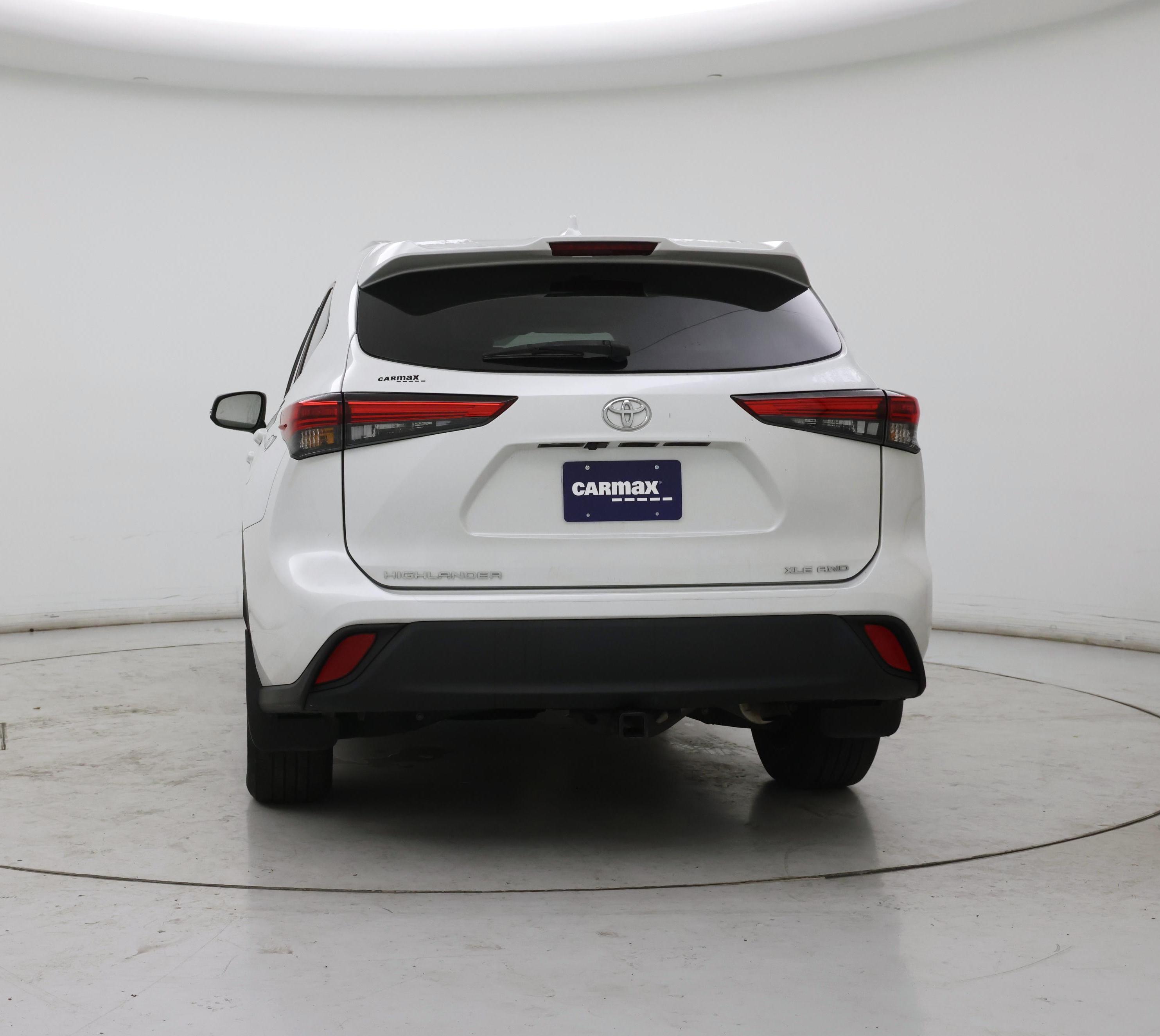 Thumbnail: 2023 Toyota Highlander - 6