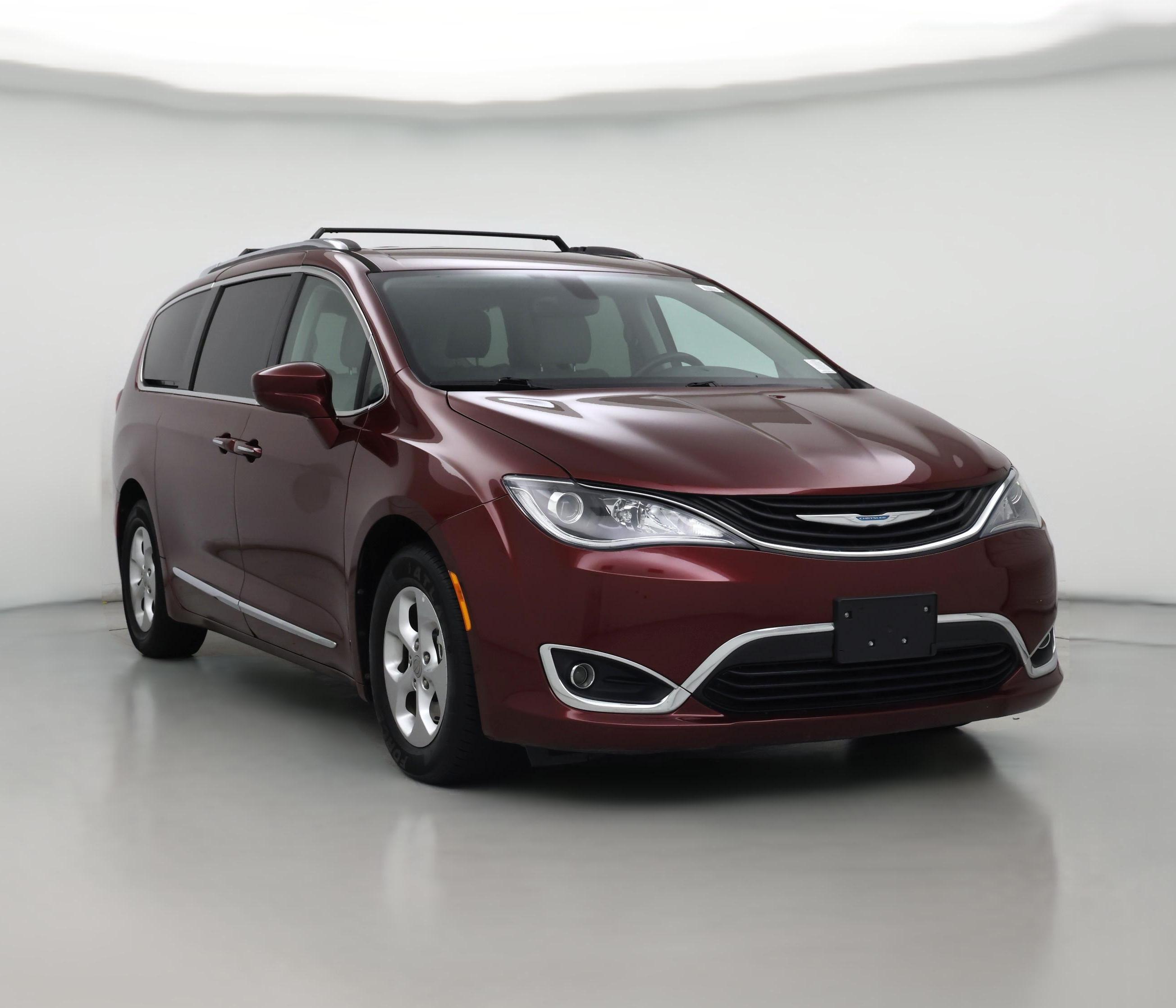 Thumbnail: 2018 Chrysler Pacifica - 1