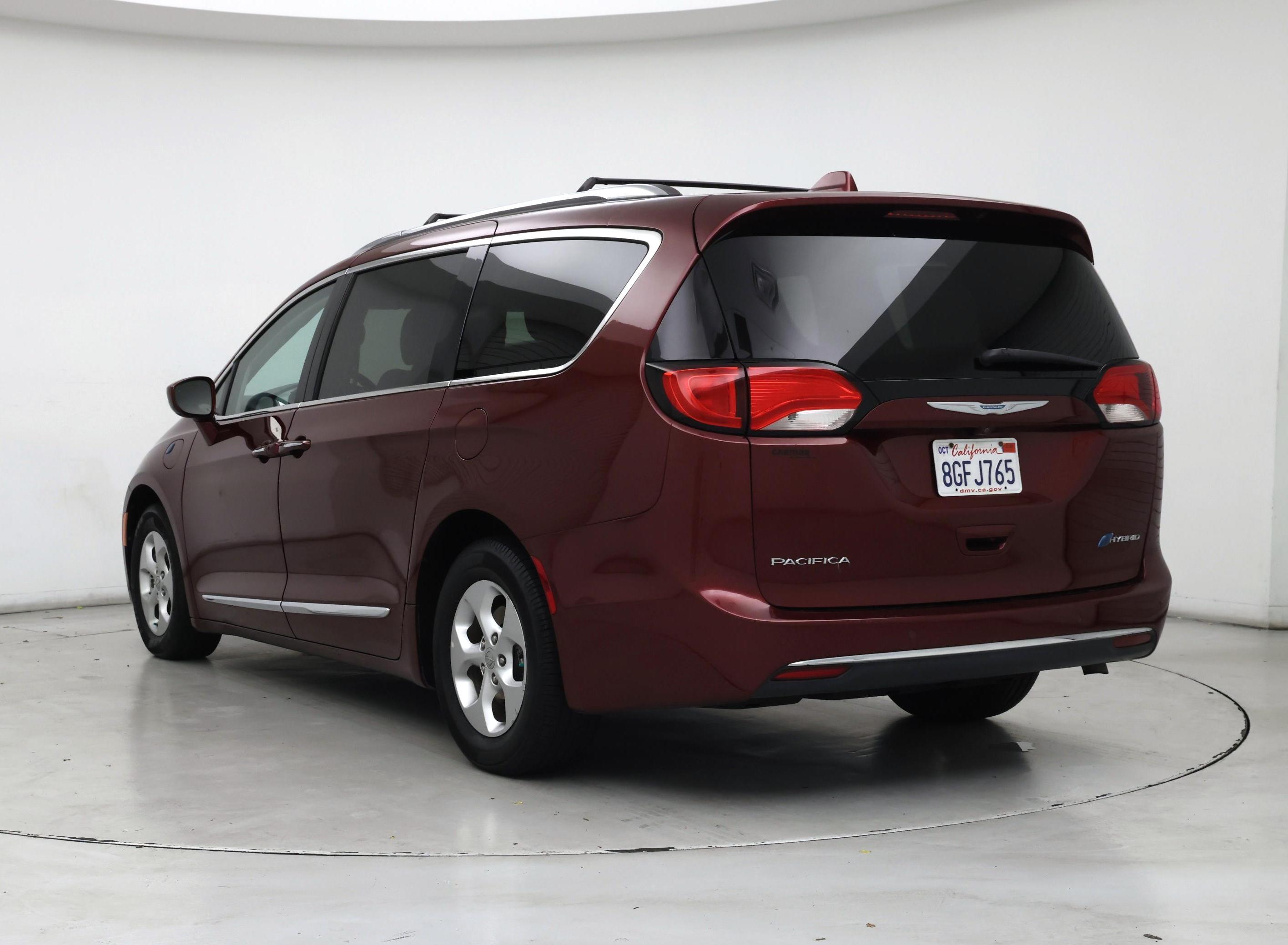 Thumbnail: 2018 Chrysler Pacifica - 2