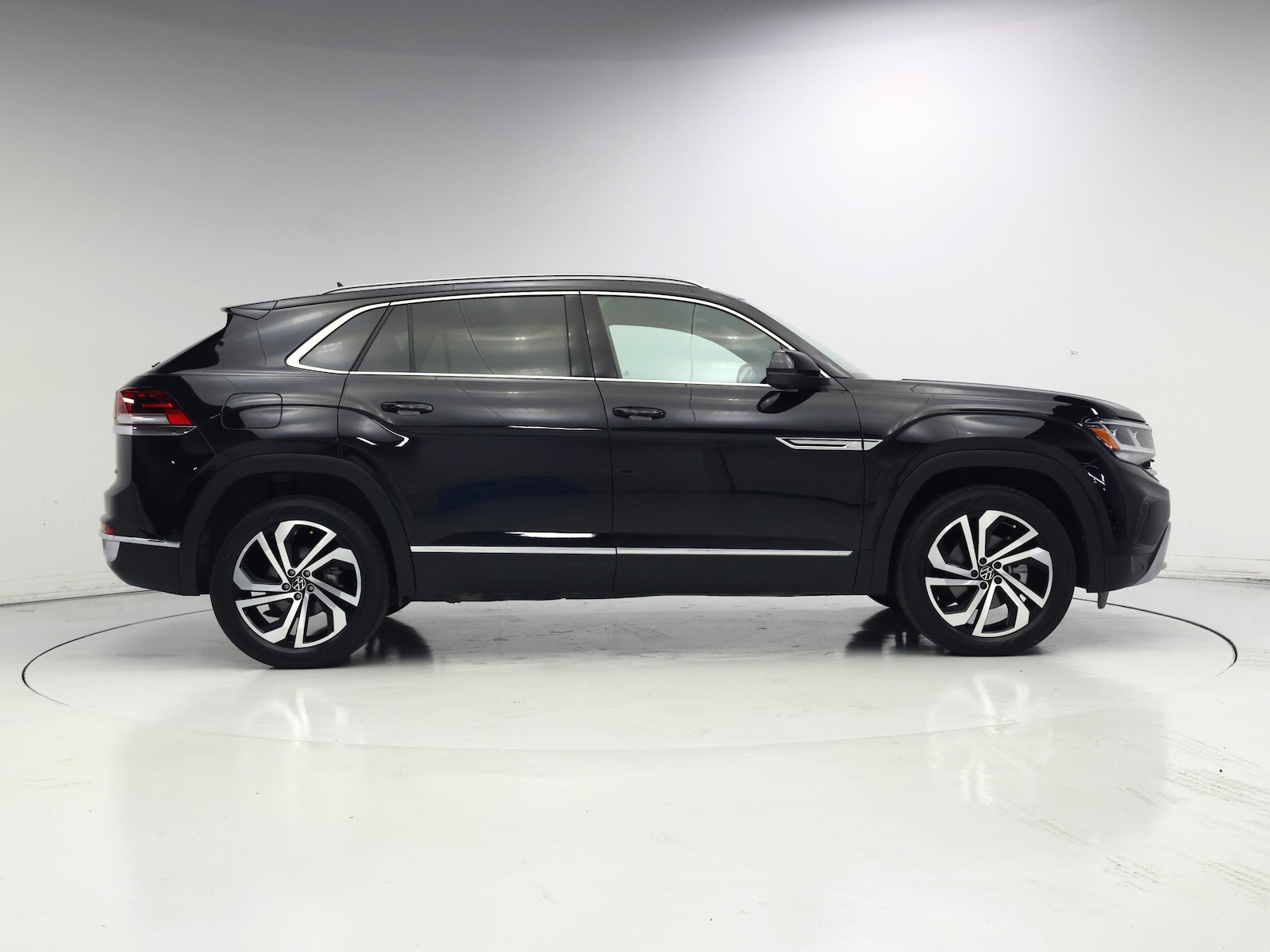 2021 Volkswagen Atlas Cross Sport SEL Premium - Photo 8