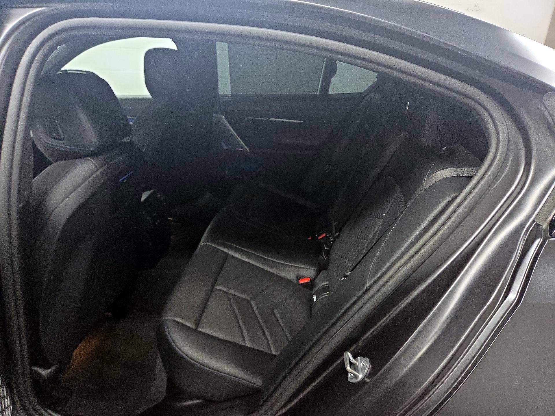 Thumbnail: 2024 BMW i5 - 18