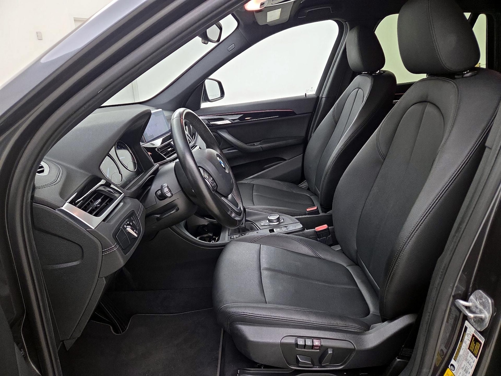 Power Seat(s) & Side Airbags