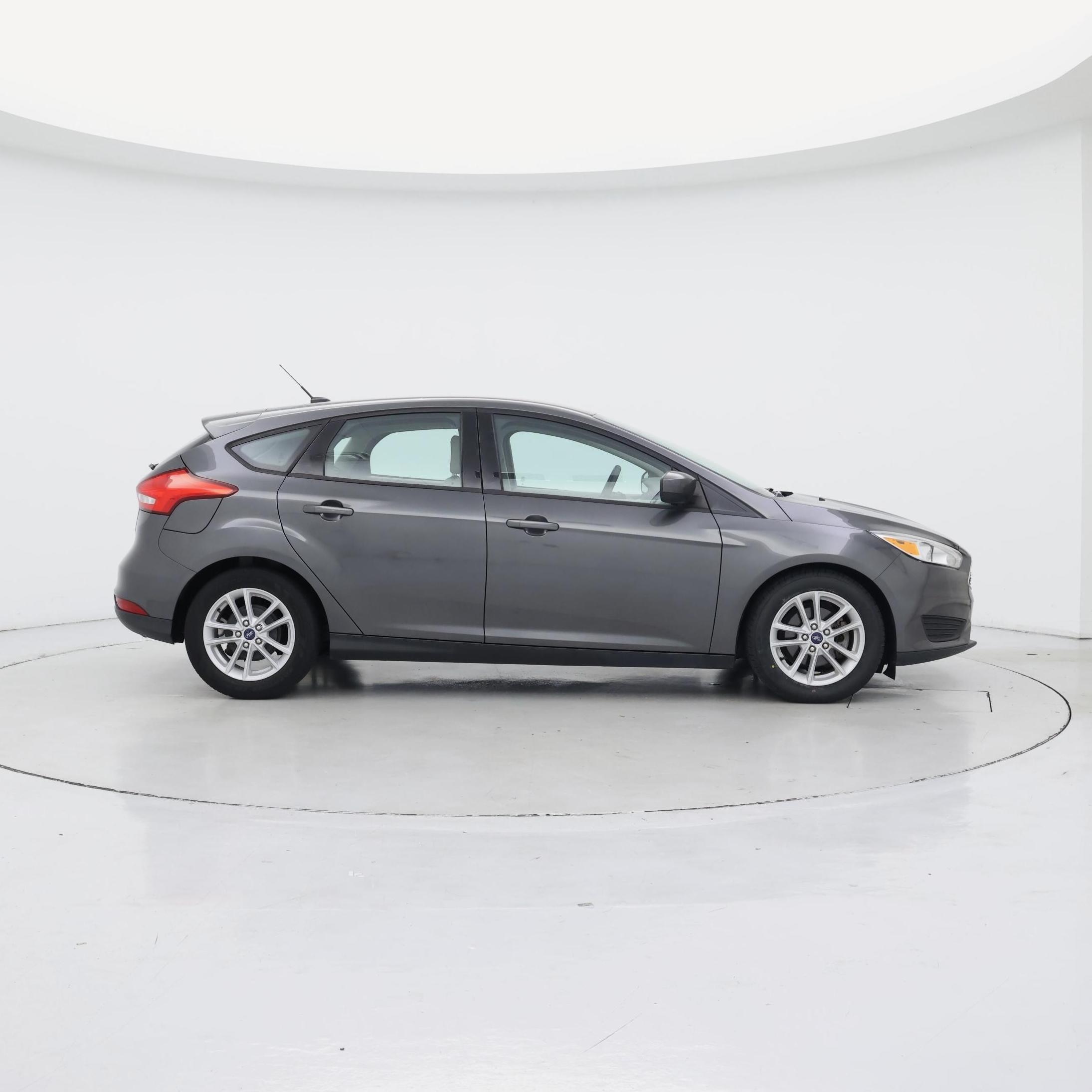 Thumbnail: 2018 Ford Focus - 7