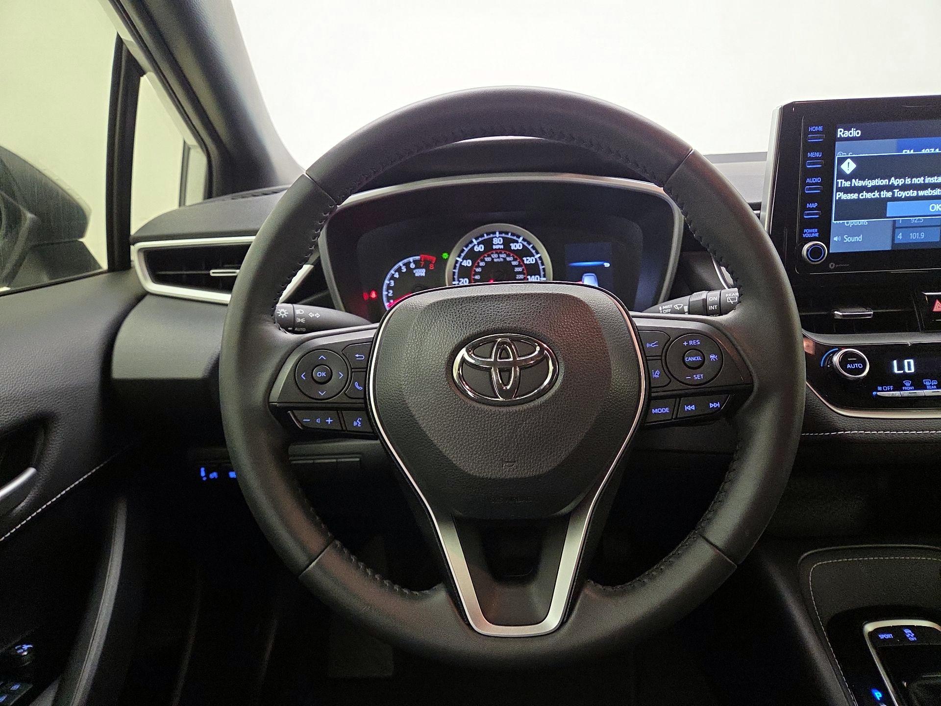 Thumbnail: 2022 Toyota Corolla - 10