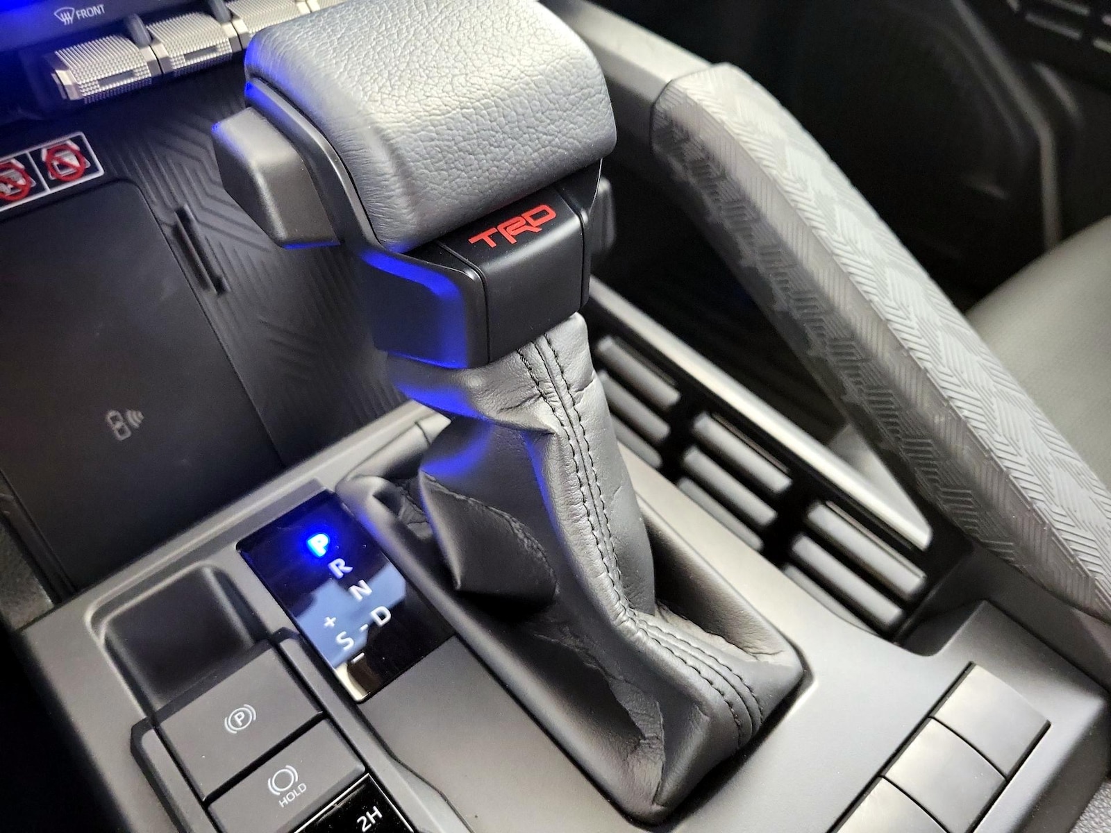 2025 Toyota 4Runner TRD Sport - Photo 18