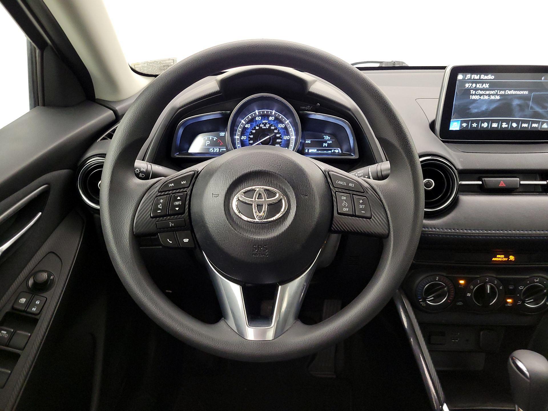 Thumbnail: 2018 Toyota Yaris iA - 10