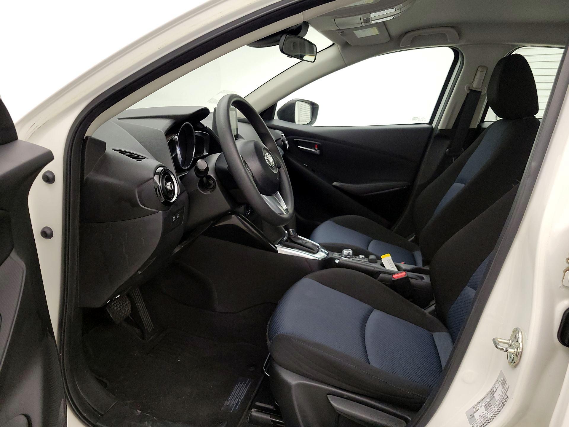 Thumbnail: 2018 Toyota Yaris iA - 11