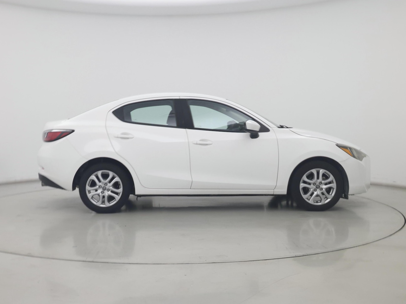 2018 Toyota Yaris iA Base - Photo 8
