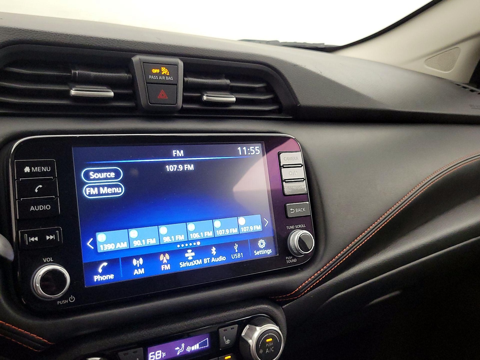 2024 Nissan Versa Sedan SR - Photo 15