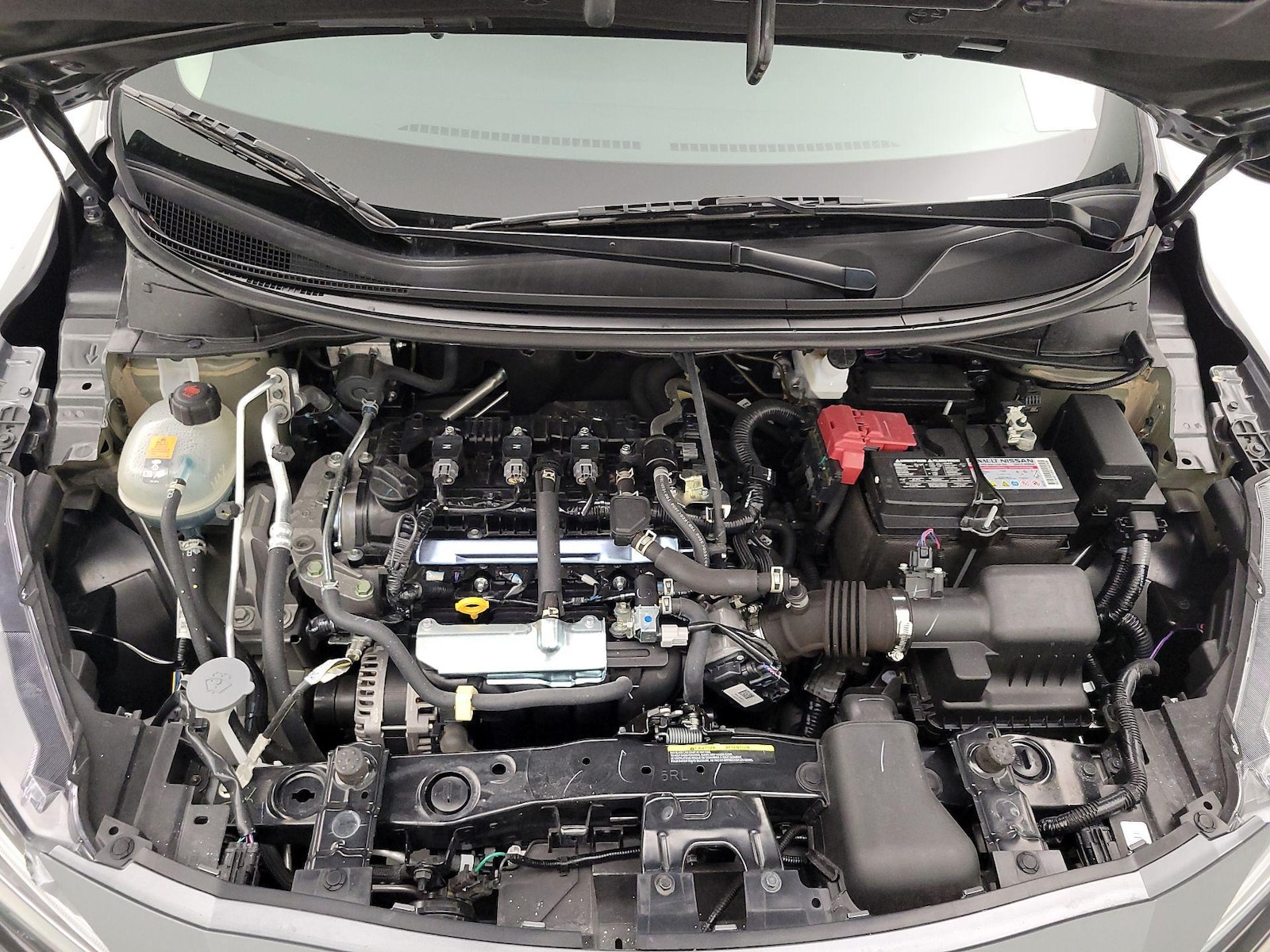2024 Nissan Versa Sedan SR - Photo 20