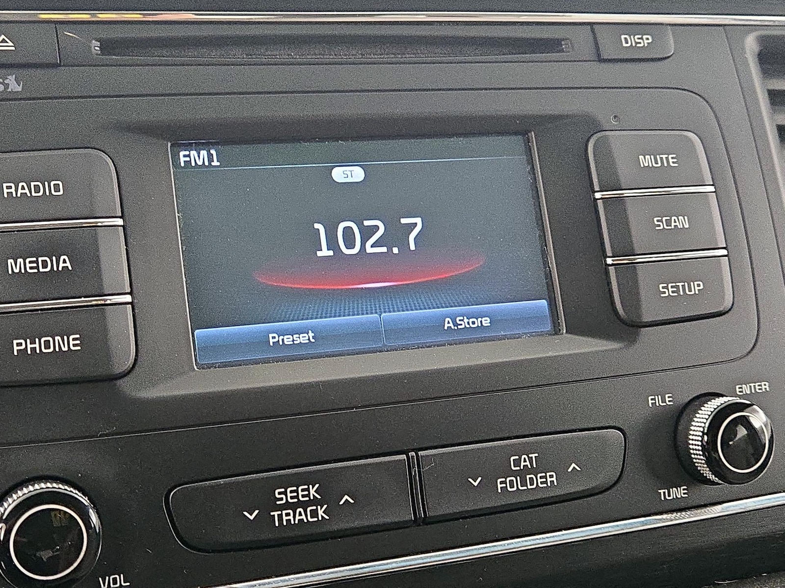 2017 Kia Sedona LX - Photo 16