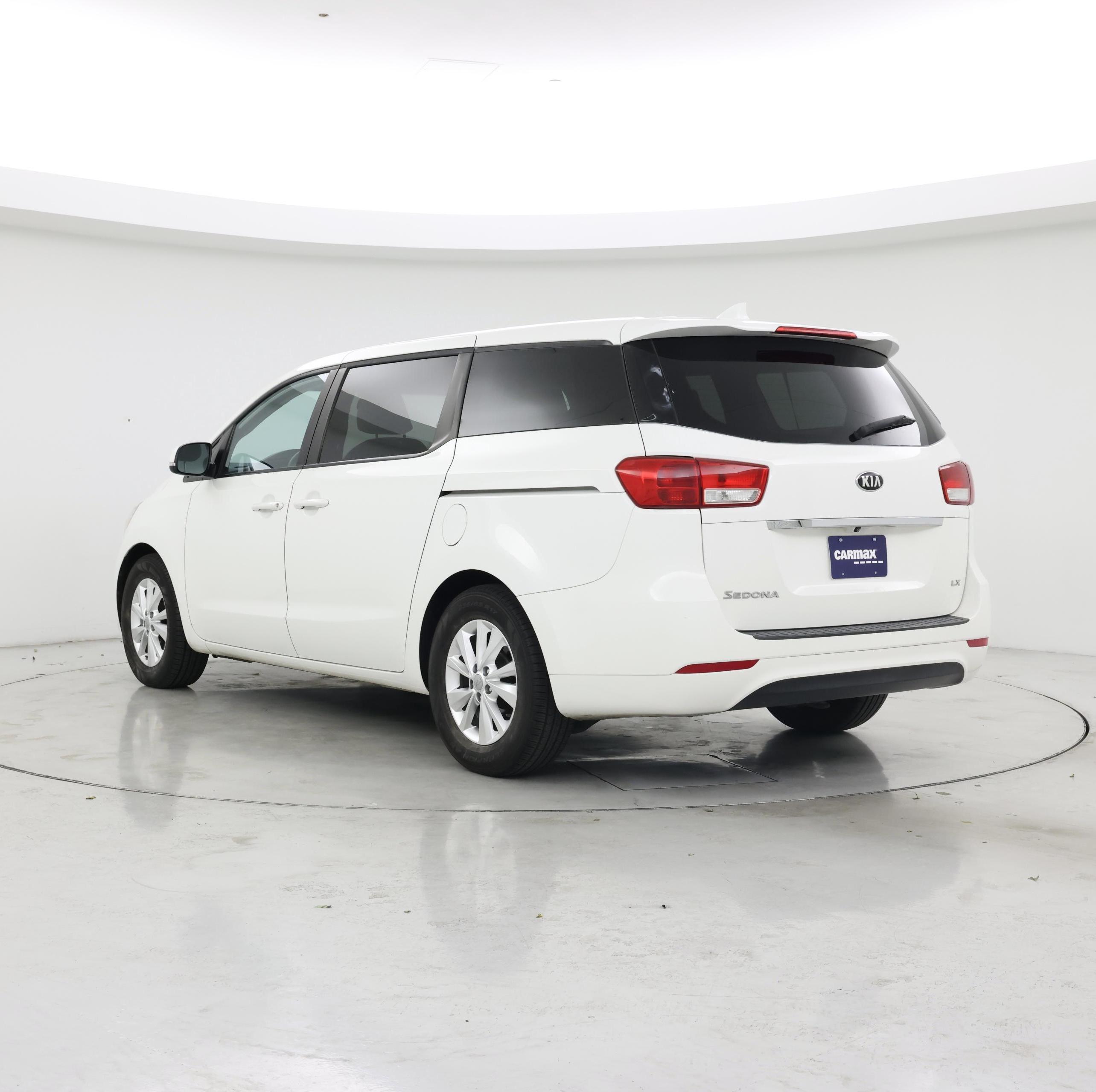 Thumbnail: 2017 Kia Sedona - 2