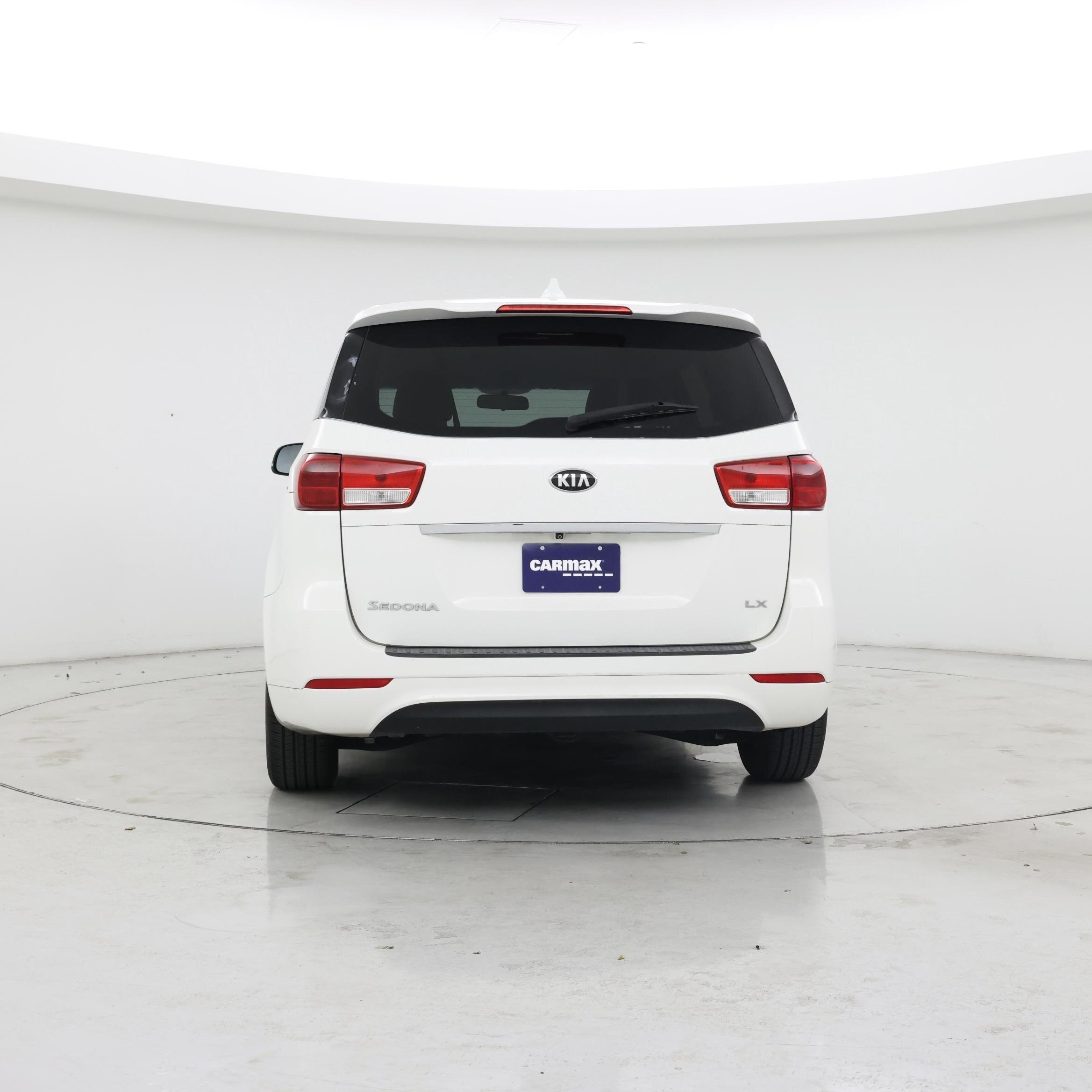 Thumbnail: 2017 Kia Sedona - 6