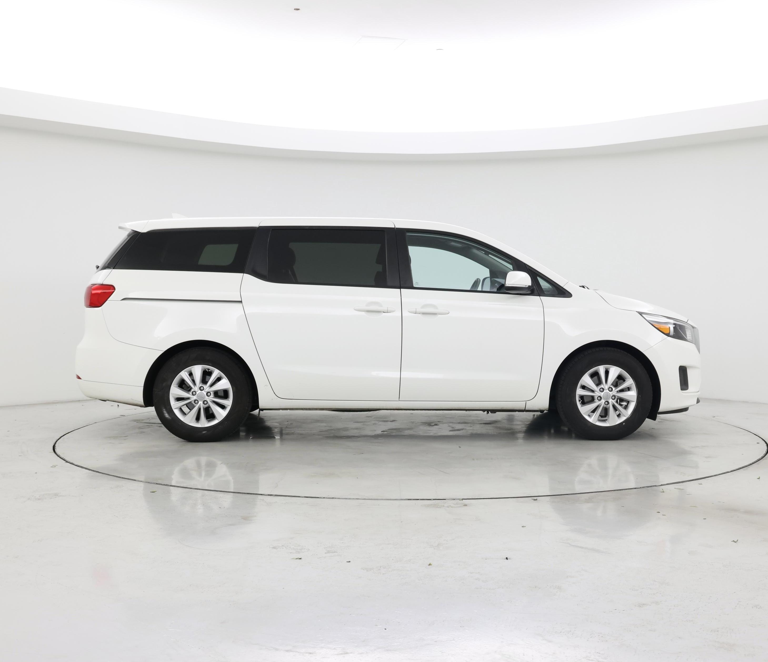 Thumbnail: 2017 Kia Sedona - 7