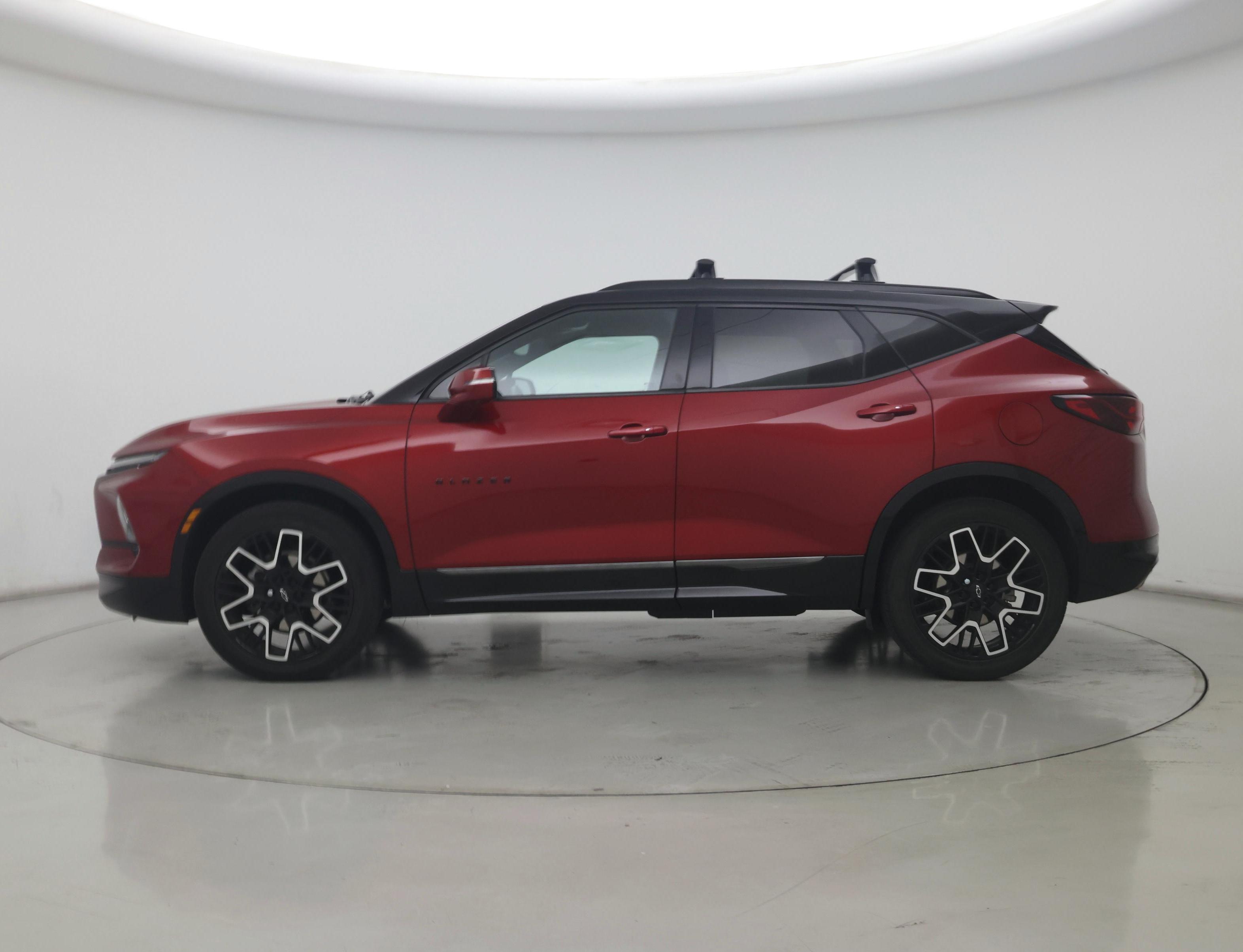 Thumbnail: 2023 Chevrolet Blazer - 3