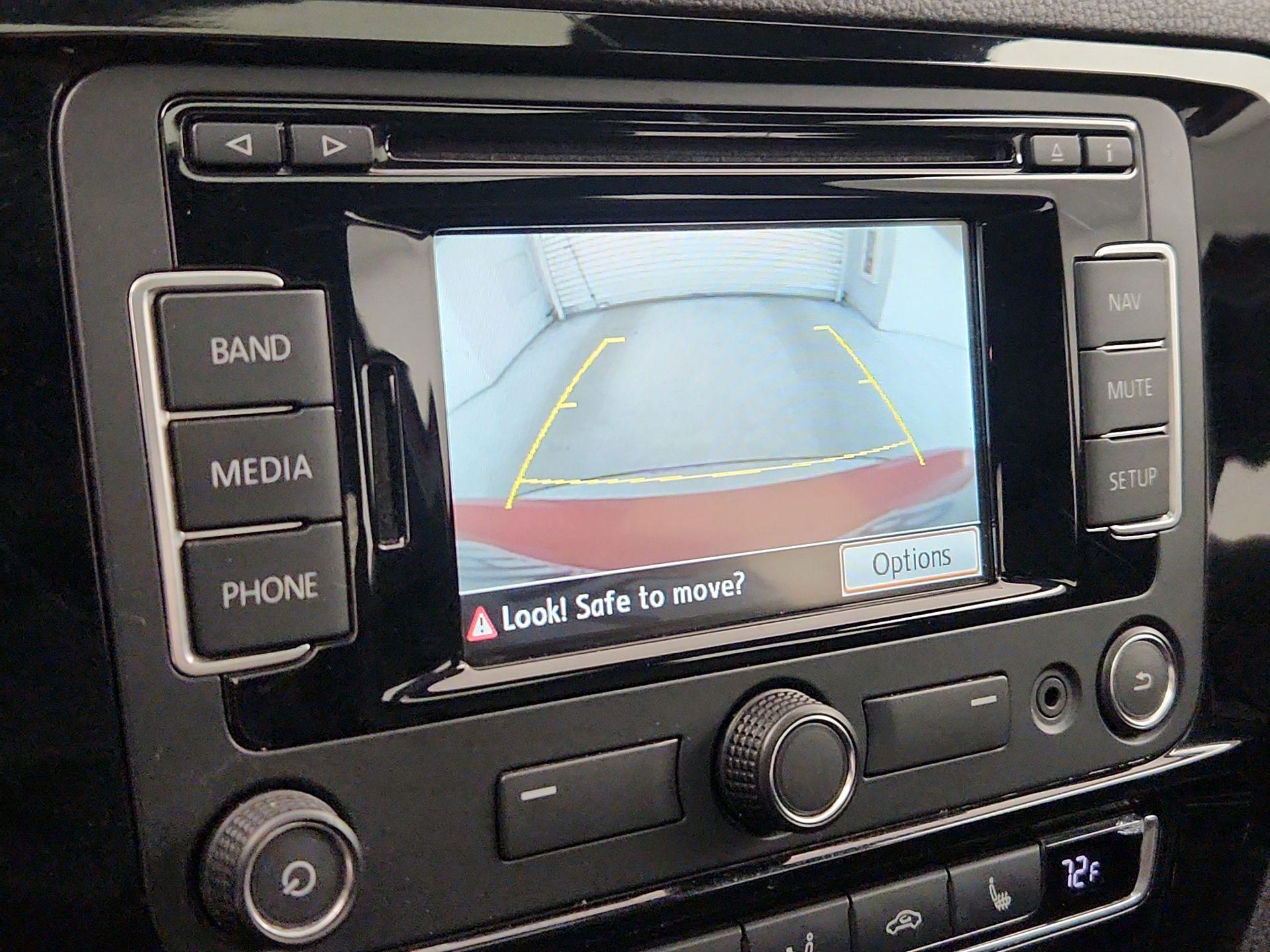 Thumbnail: 2015 Volkswagen Jetta - 15