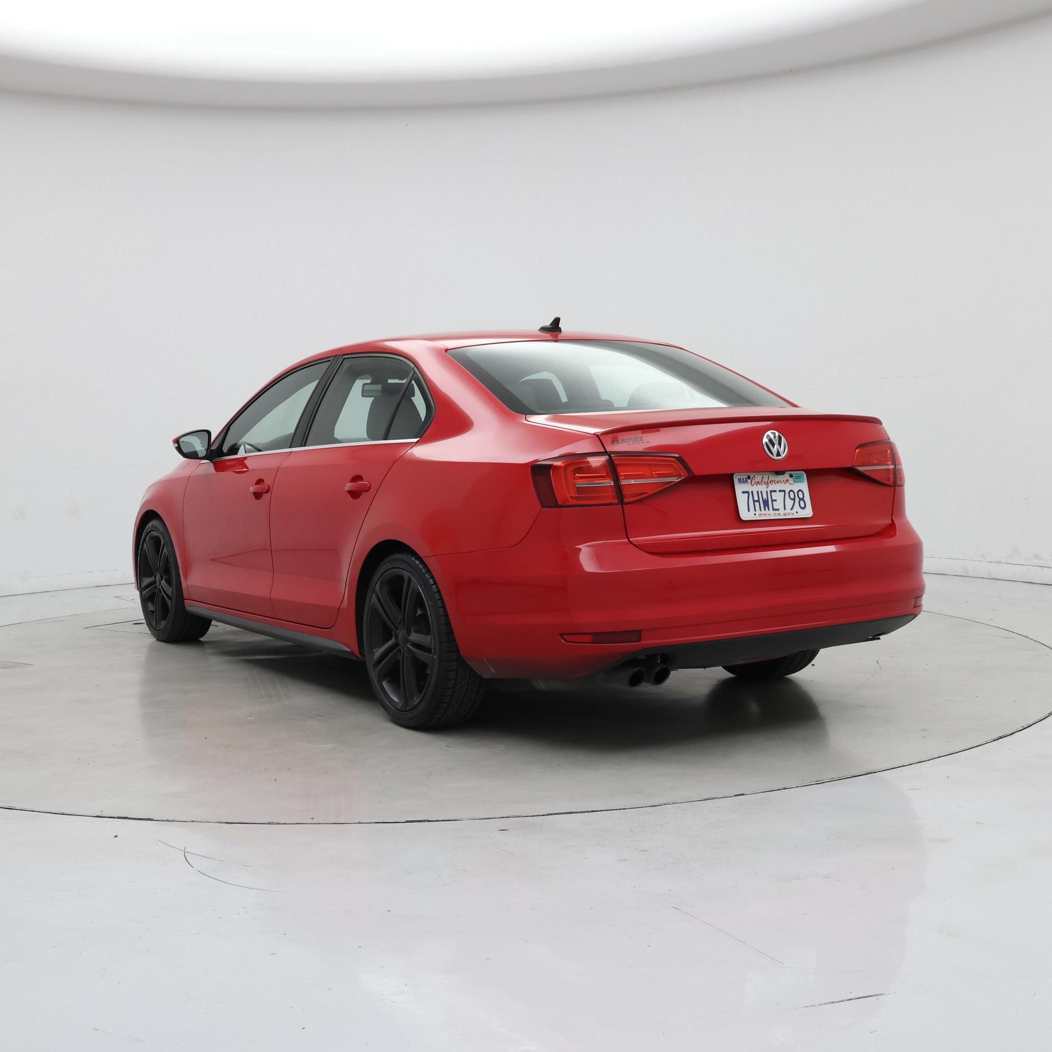 Thumbnail: 2015 Volkswagen Jetta - 2
