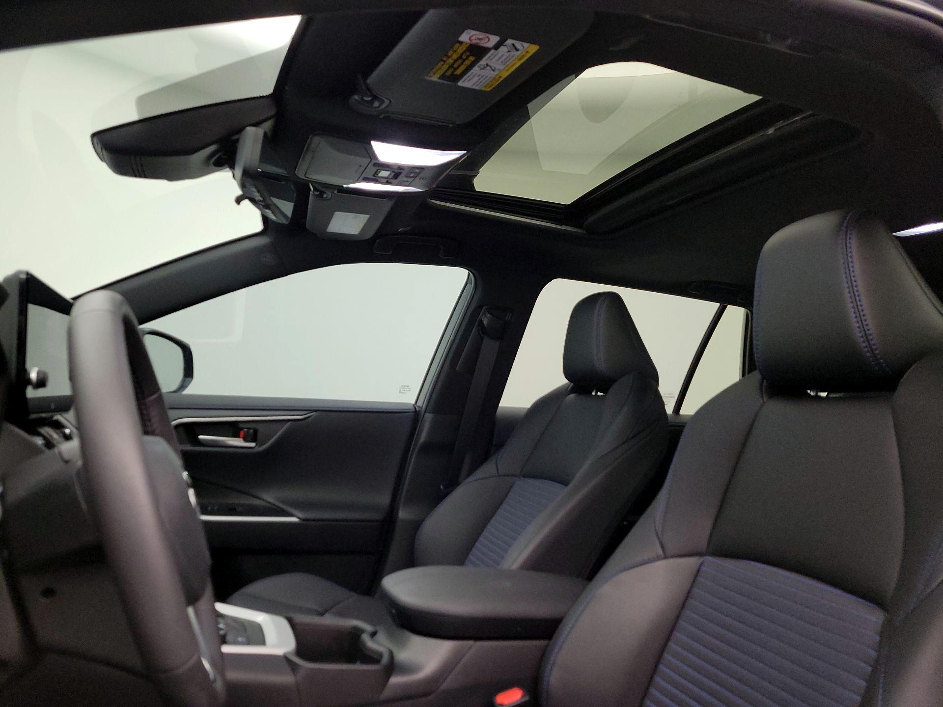 Thumbnail: 2024 Toyota RAV4 - 19