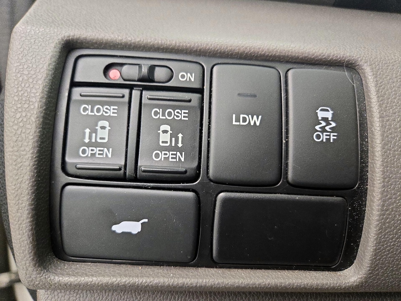2017 Honda Odyssey EX-L - Photo 14