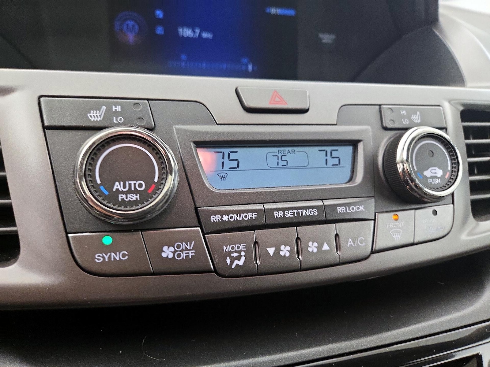 2017 Honda Odyssey EX-L - Photo 17