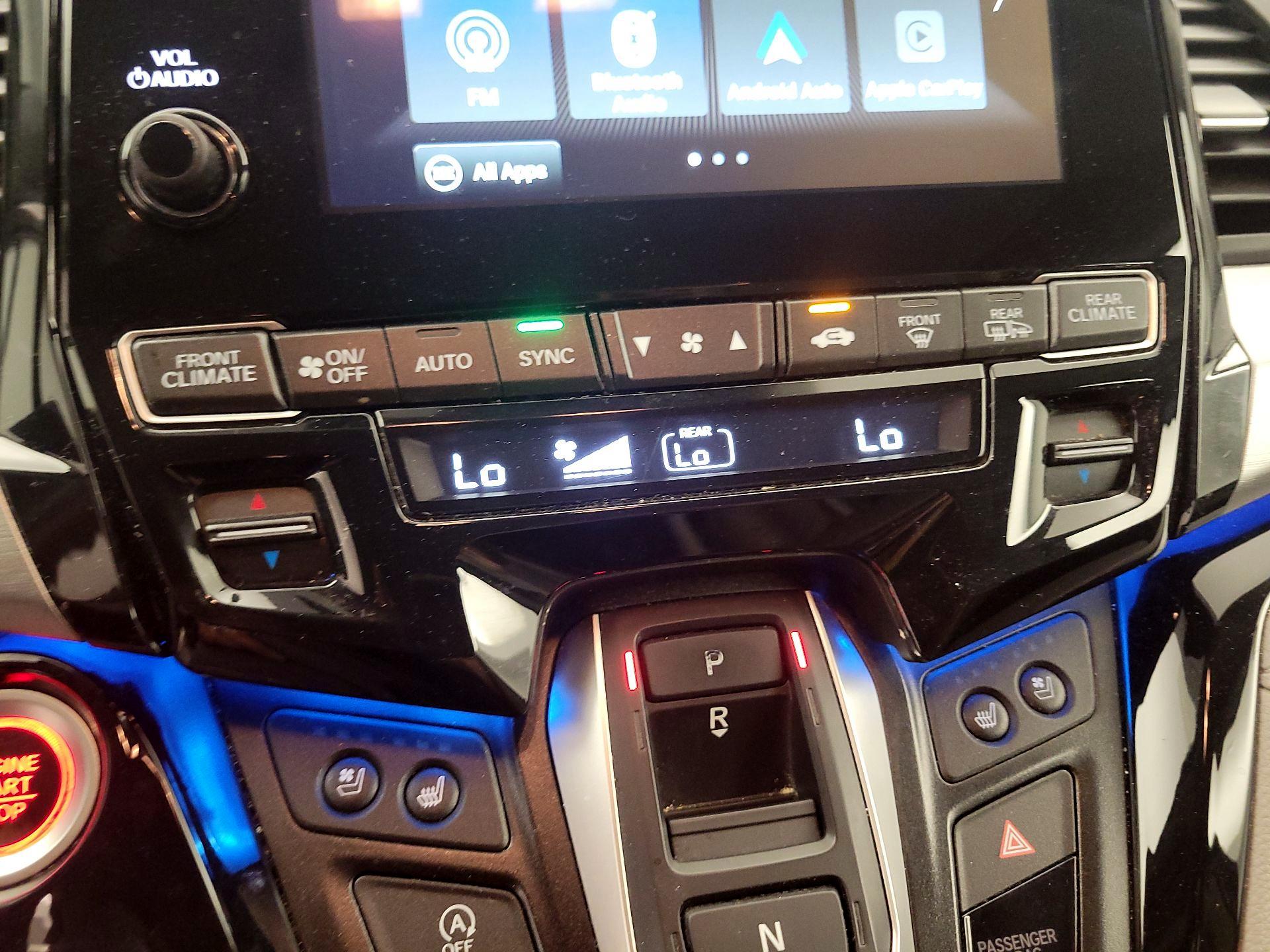 Thumbnail: 2019 Honda Odyssey - 16