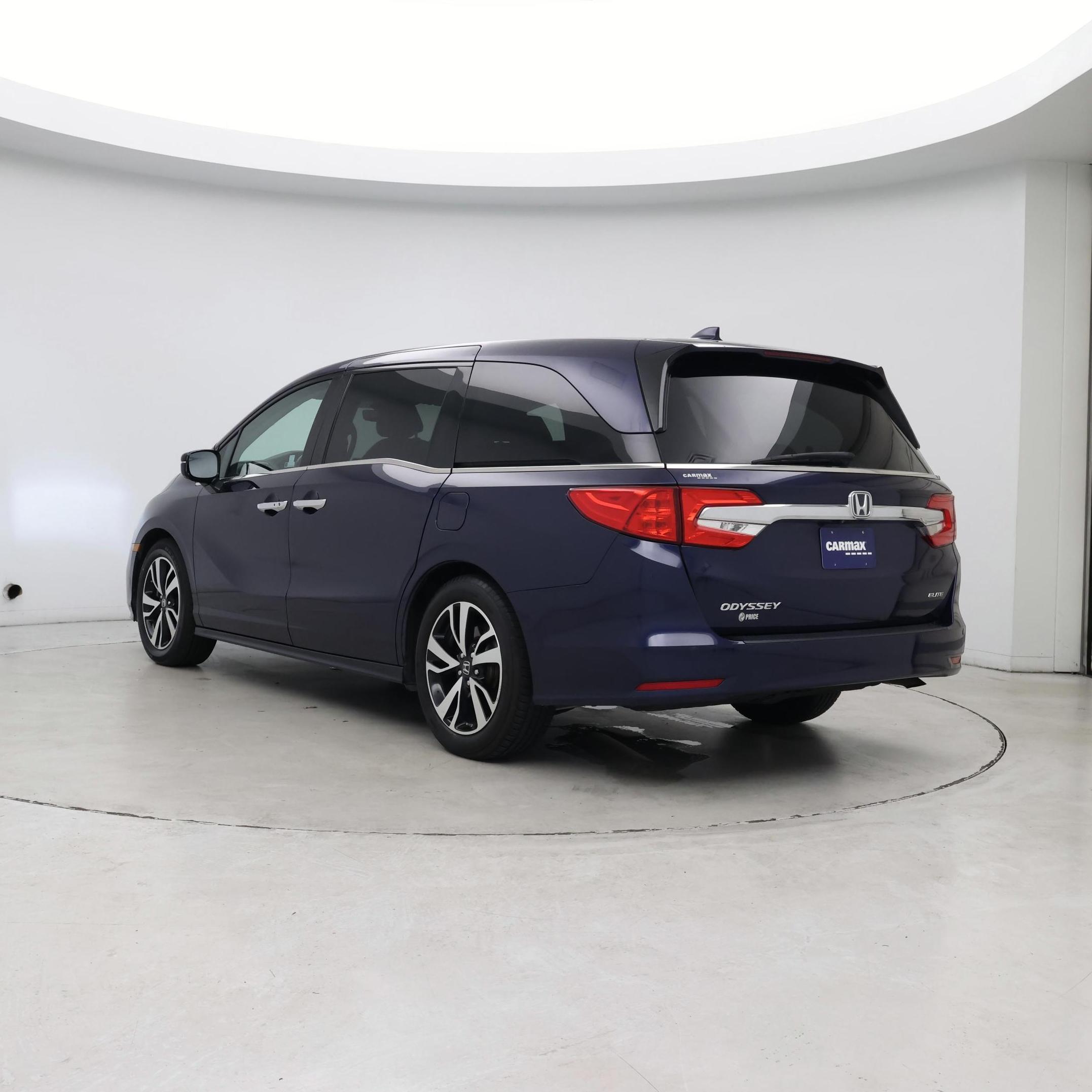 Thumbnail: 2019 Honda Odyssey - 2
