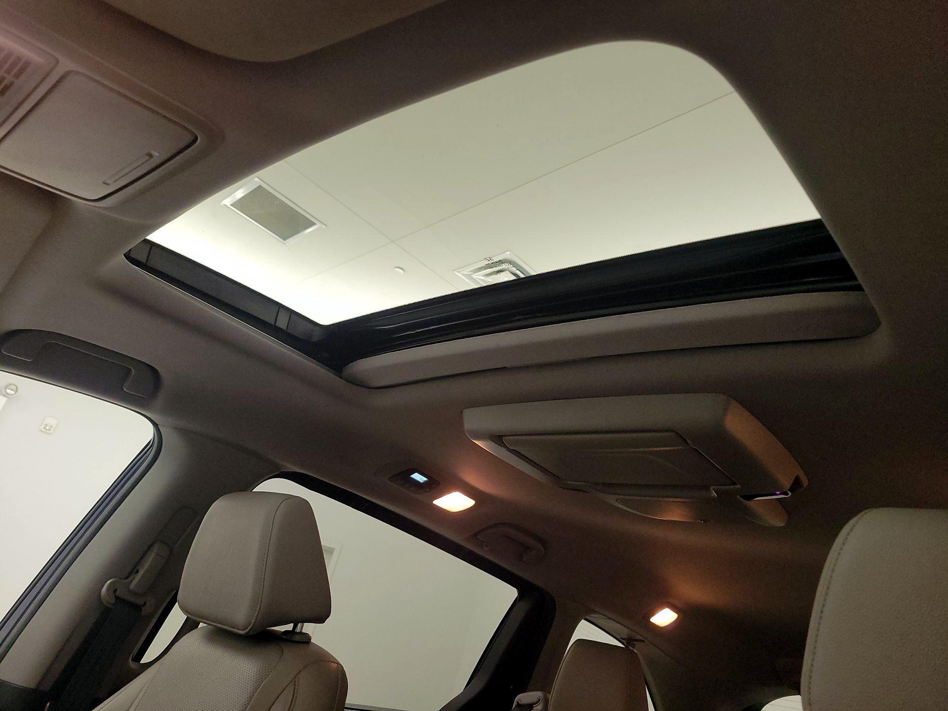 Thumbnail: 2019 Honda Odyssey - 19