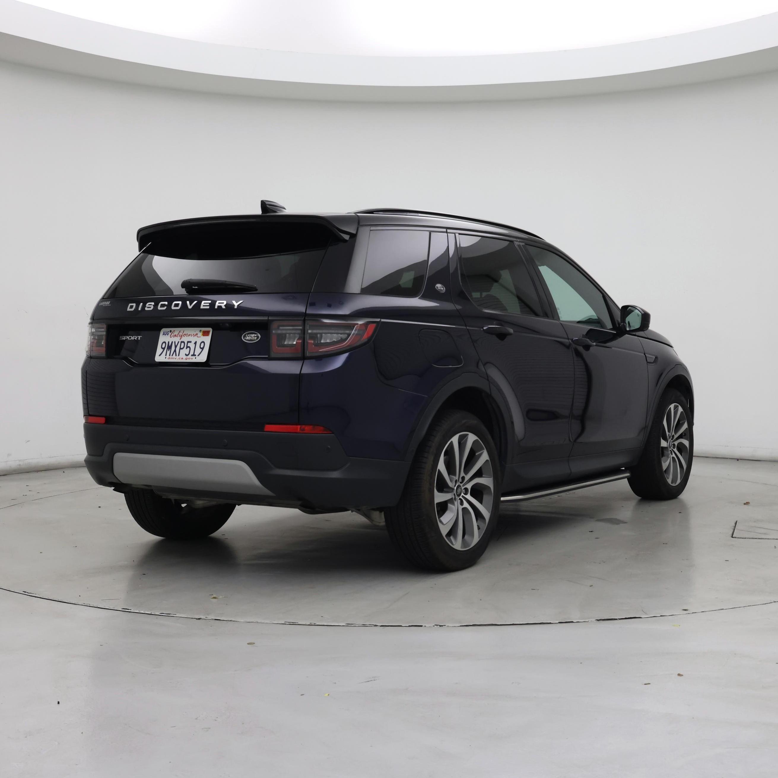 Thumbnail: 2021 Land Rover Discovery Sport - 8