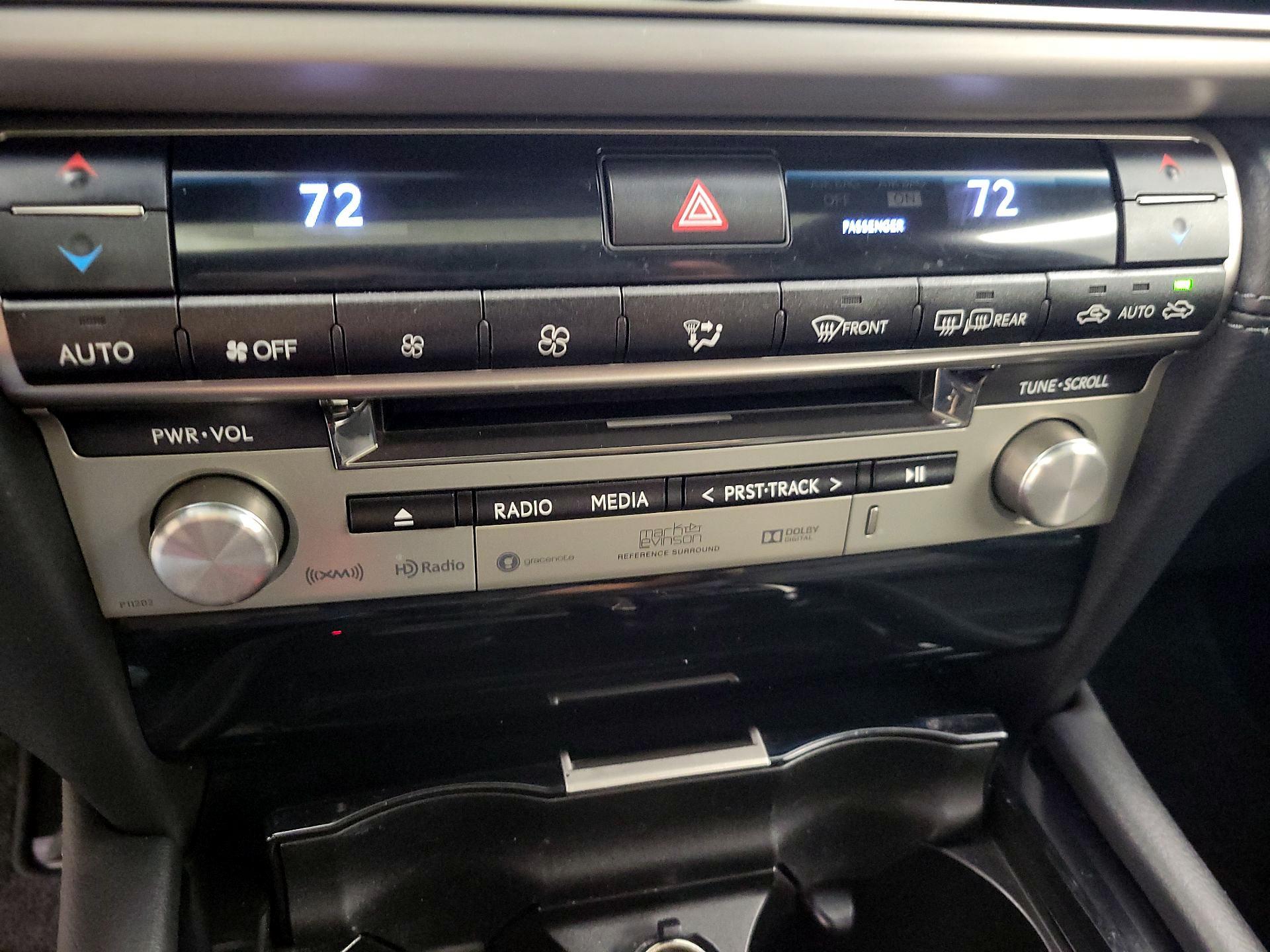Thumbnail: 2016 Lexus LS - 17