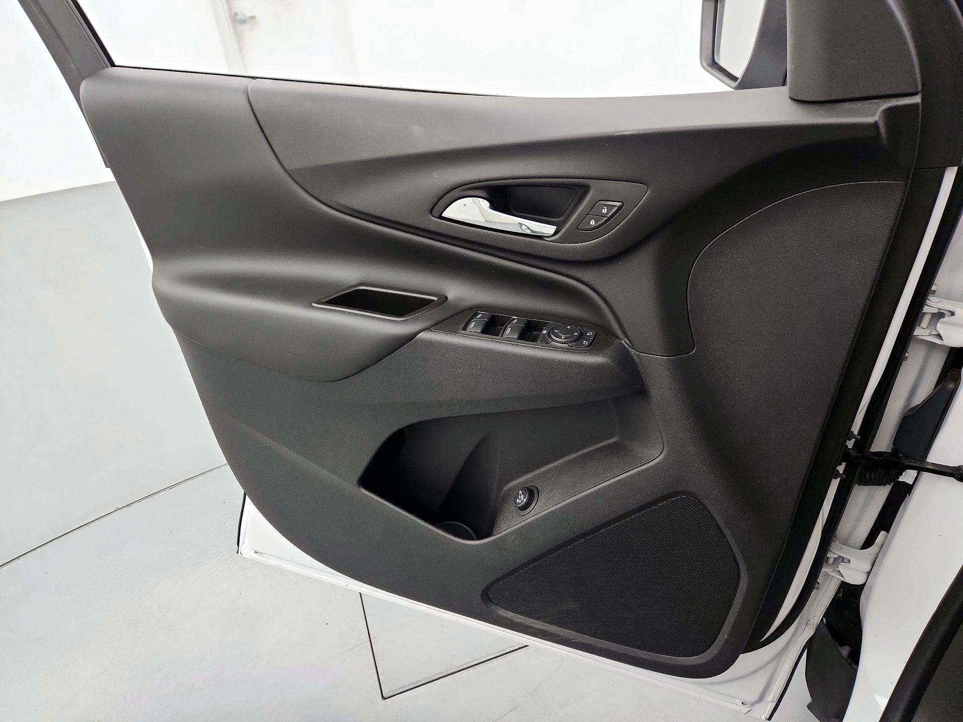 Thumbnail: 2024 Chevrolet Equinox - 12