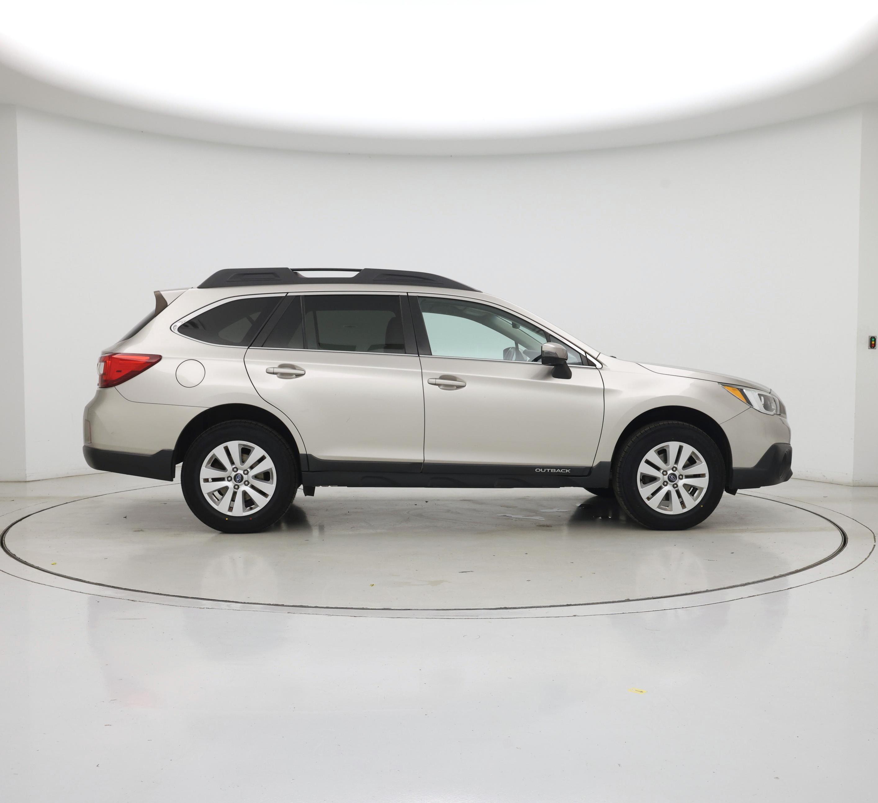 Thumbnail: 2017 Subaru Outback - 7