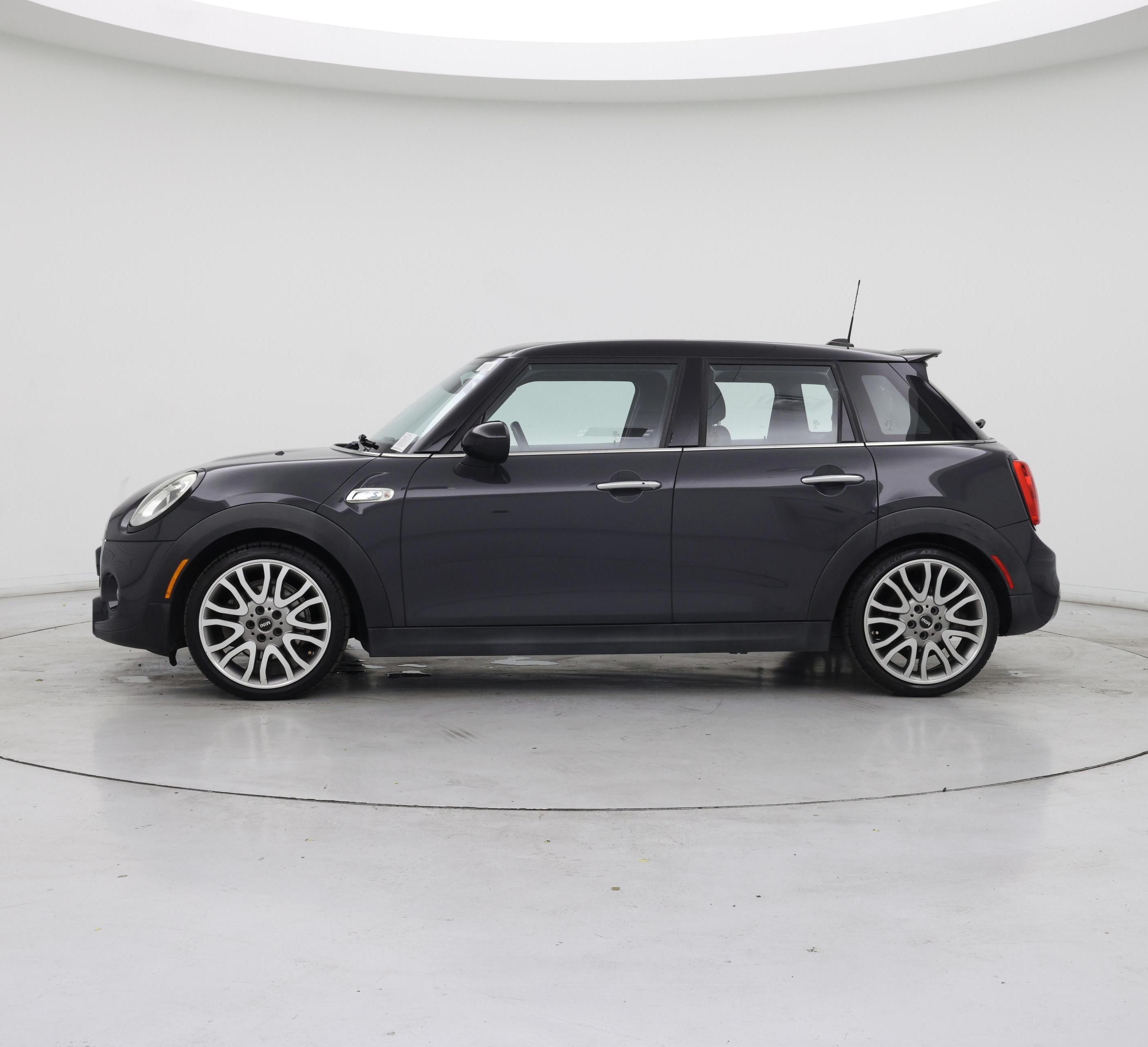 Thumbnail: 2016 MINI Cooper Hardtop - 3