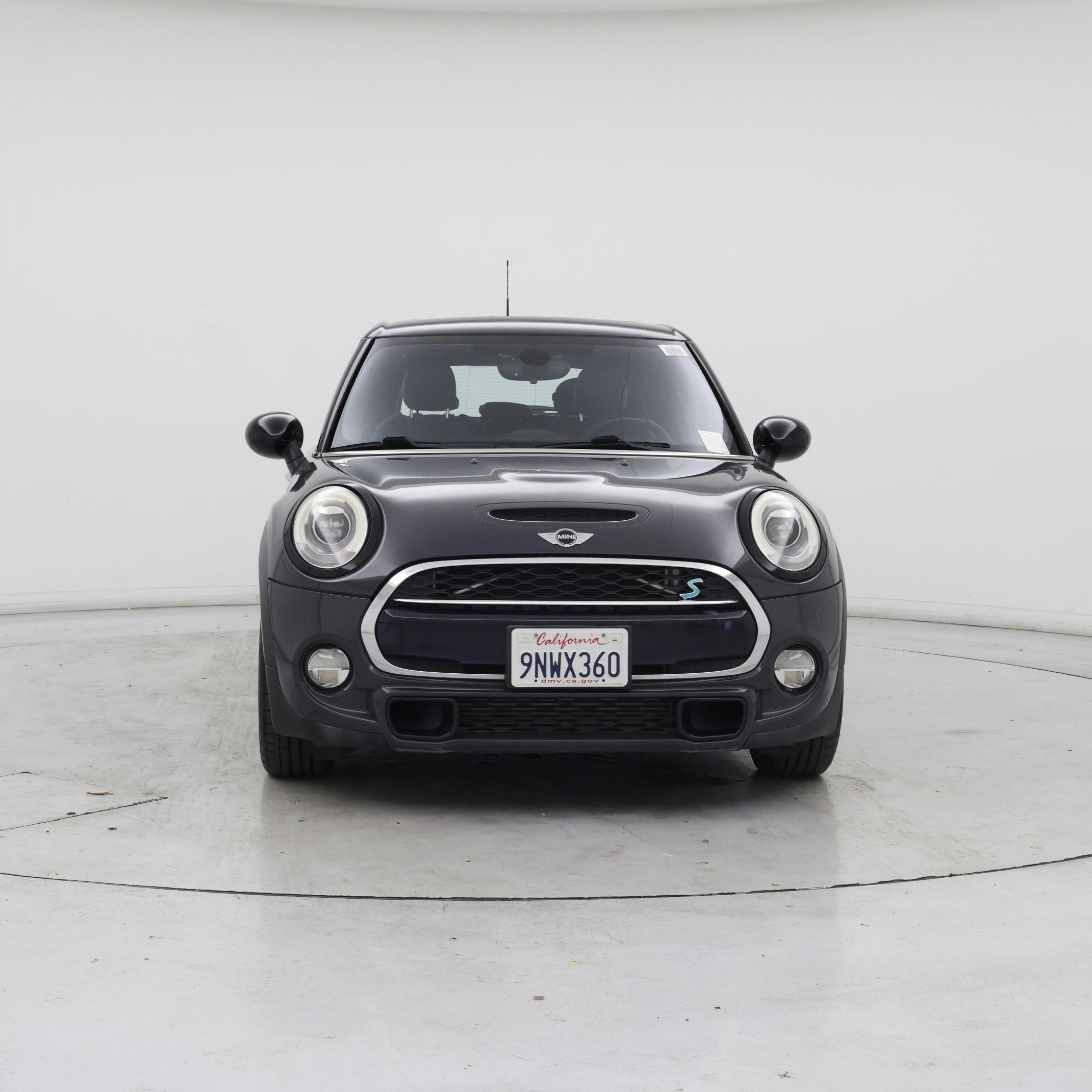 Thumbnail: 2016 MINI Cooper Hardtop - 5