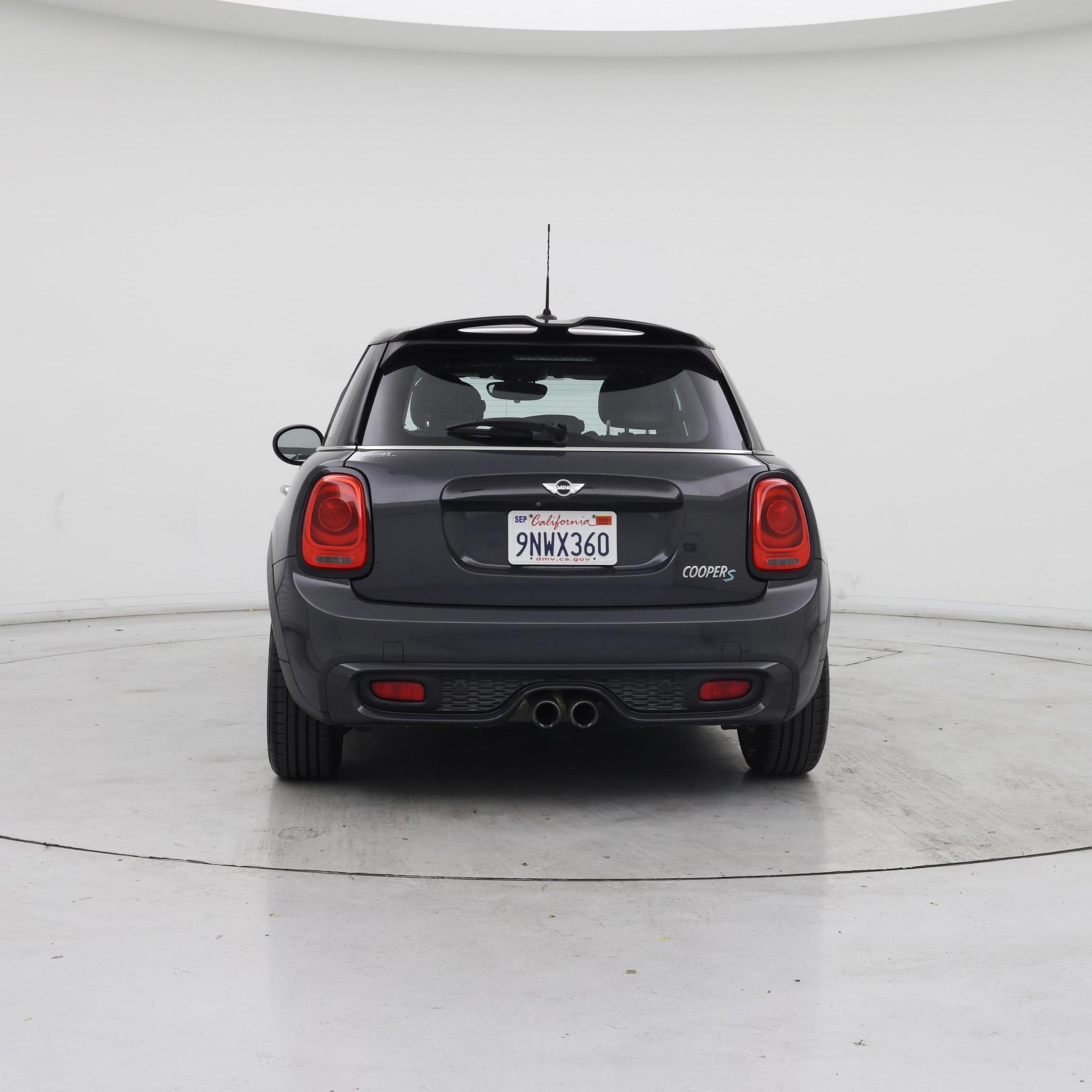 Thumbnail: 2016 MINI Cooper Hardtop - 6