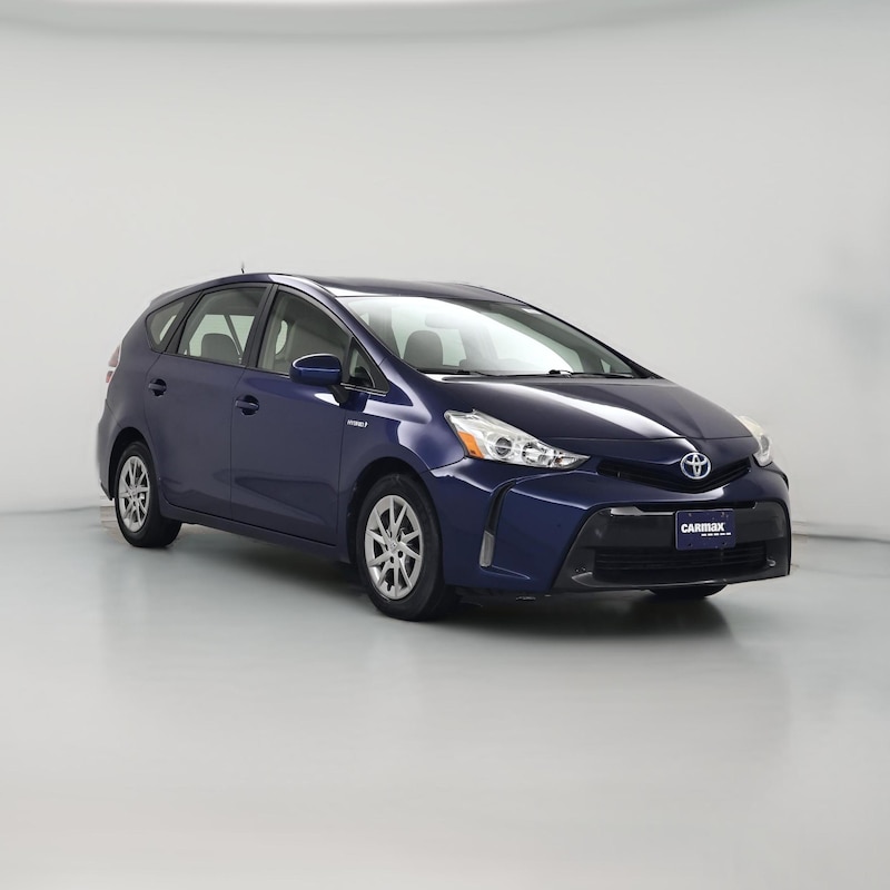 2015 Toyota Prius v Four