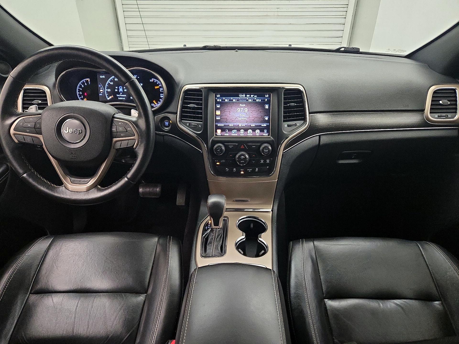 Thumbnail: 2016 Jeep Grand Cherokee - 9