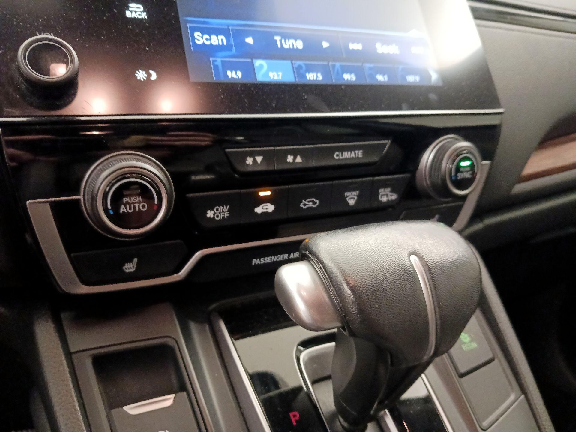 Thumbnail: 2019 Honda CR-V - 16