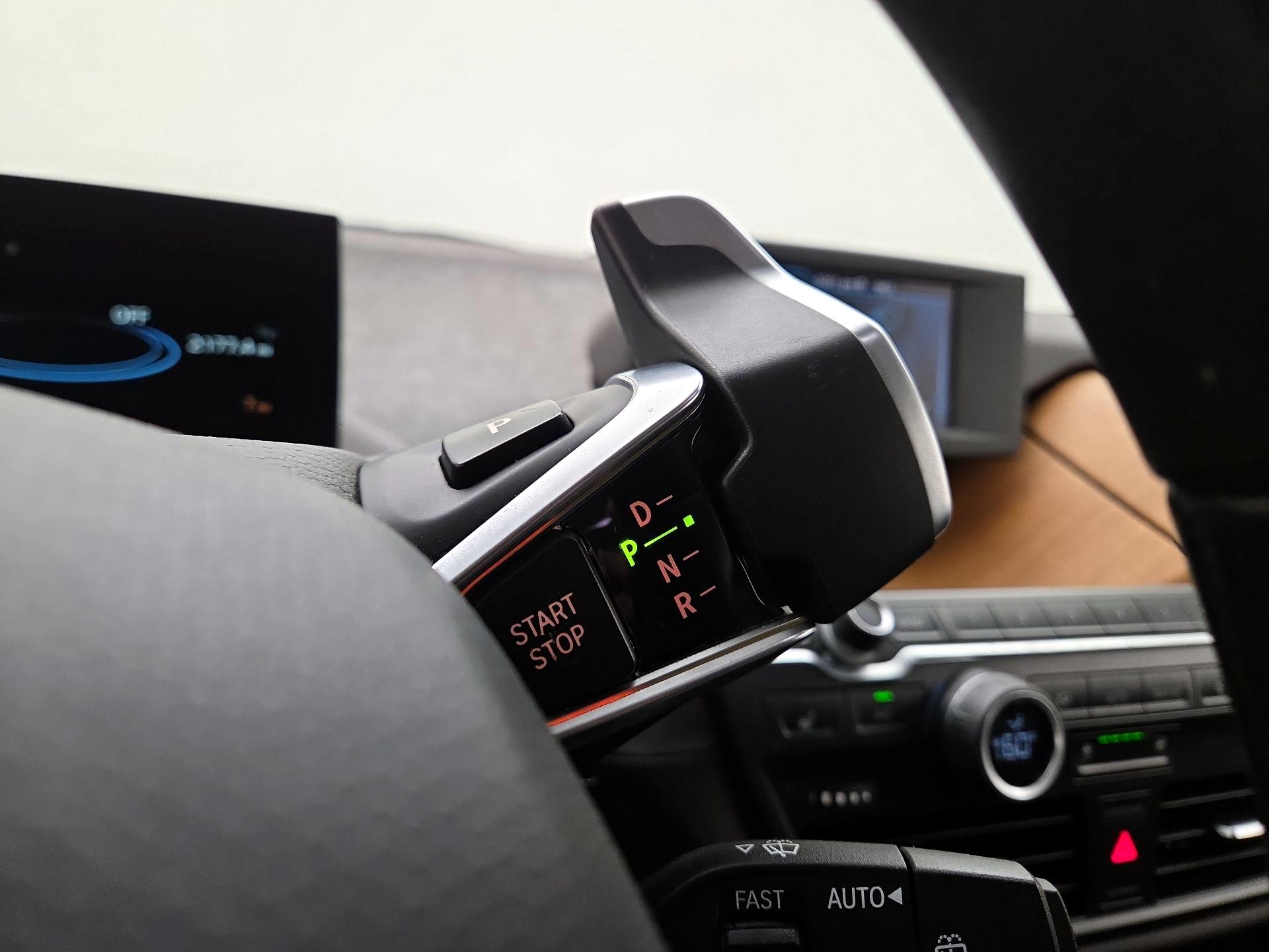 Thumbnail: 2016 BMW i3 - 18