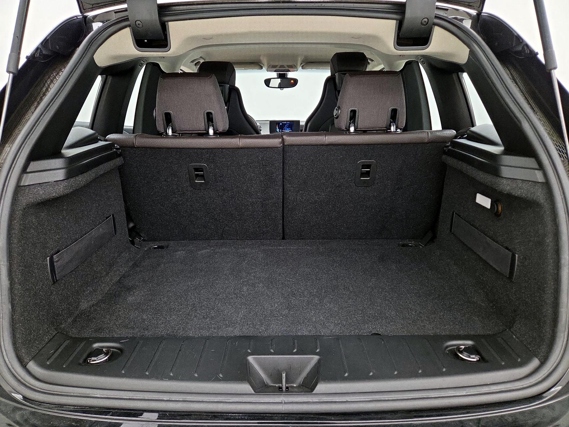 Thumbnail: 2016 BMW i3 - 20