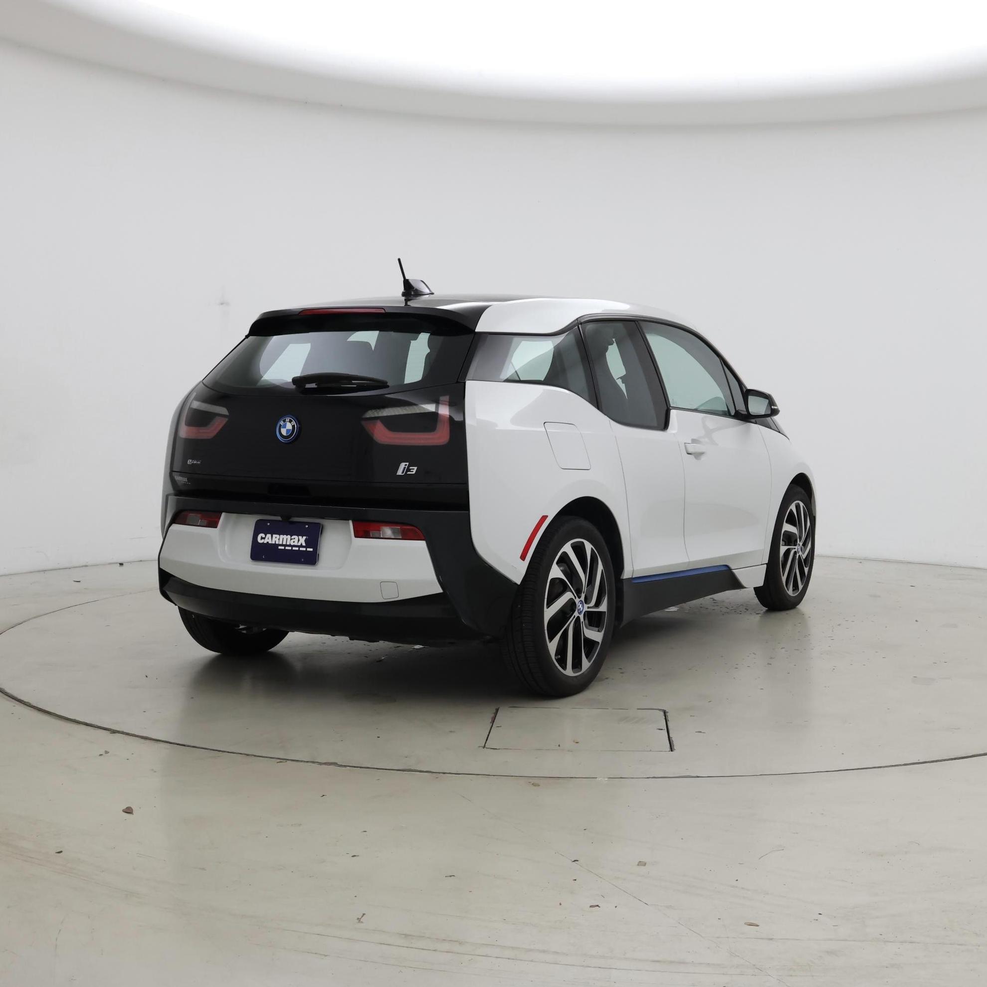 Thumbnail: 2016 BMW i3 - 8