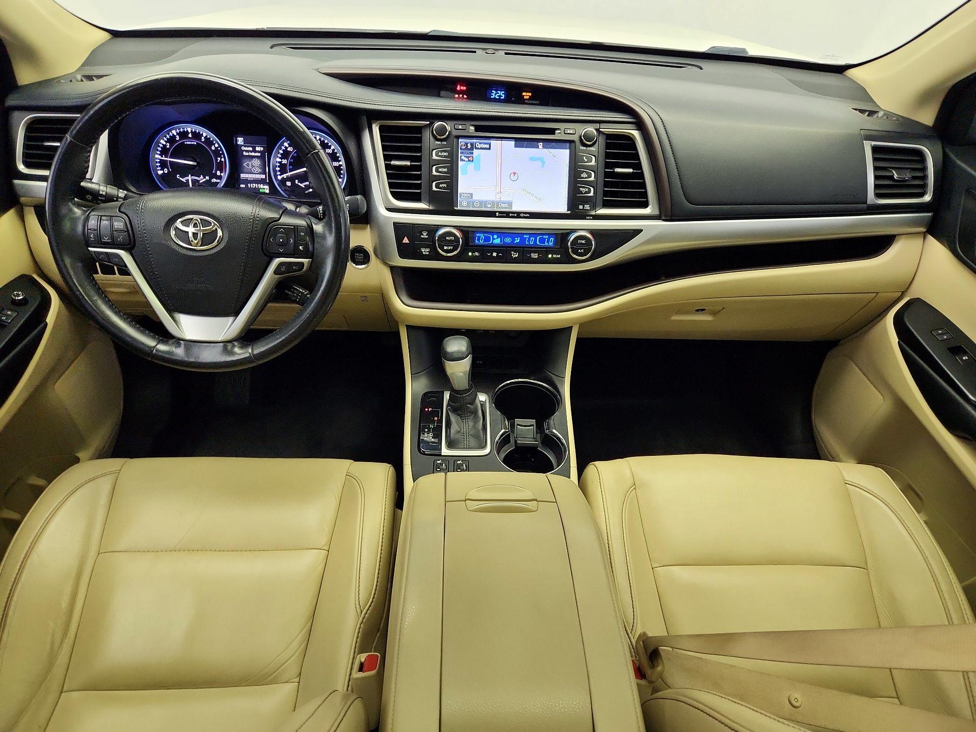 Thumbnail: 2018 Toyota Highlander - 9