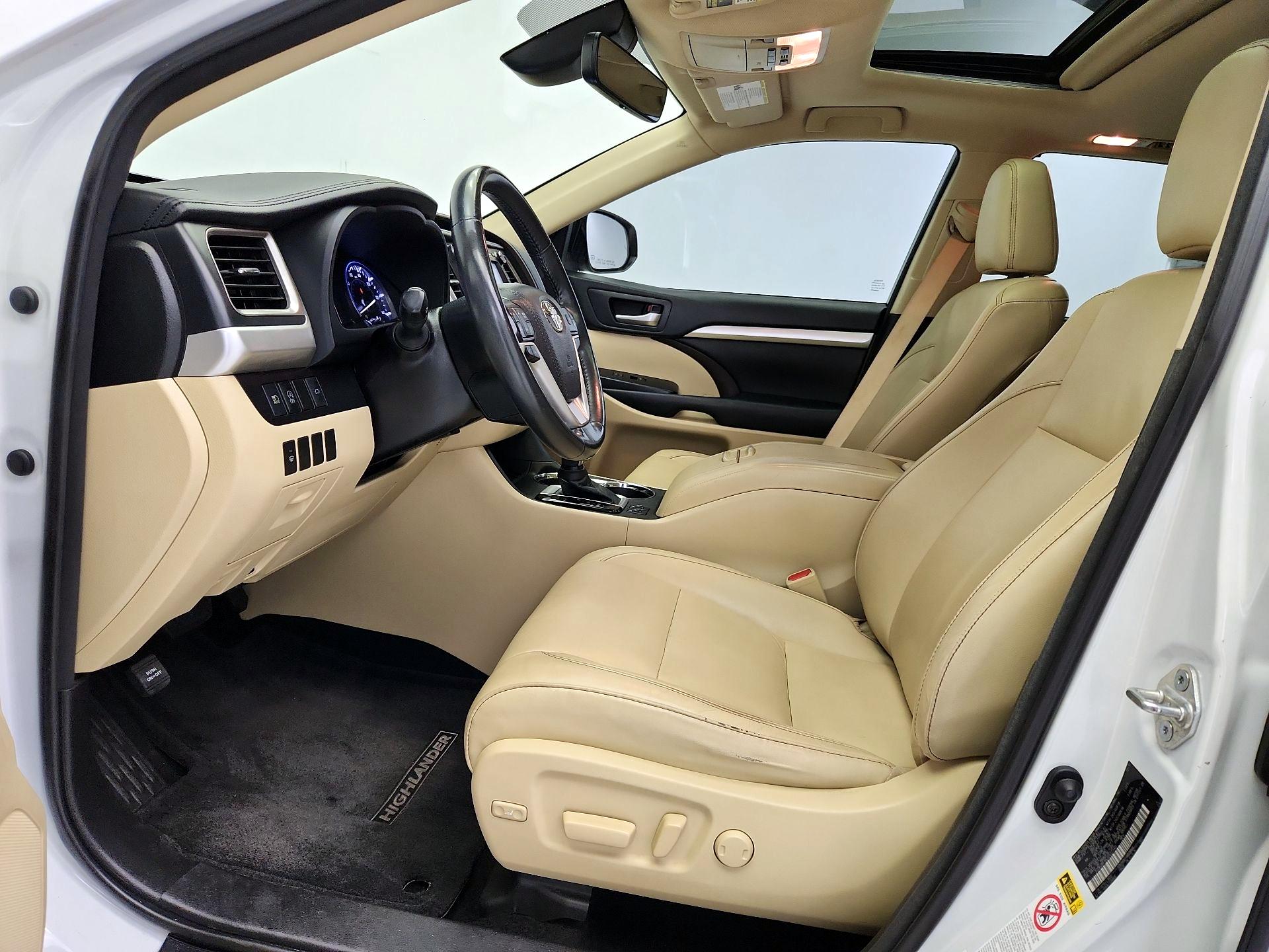 Thumbnail: 2018 Toyota Highlander - 11