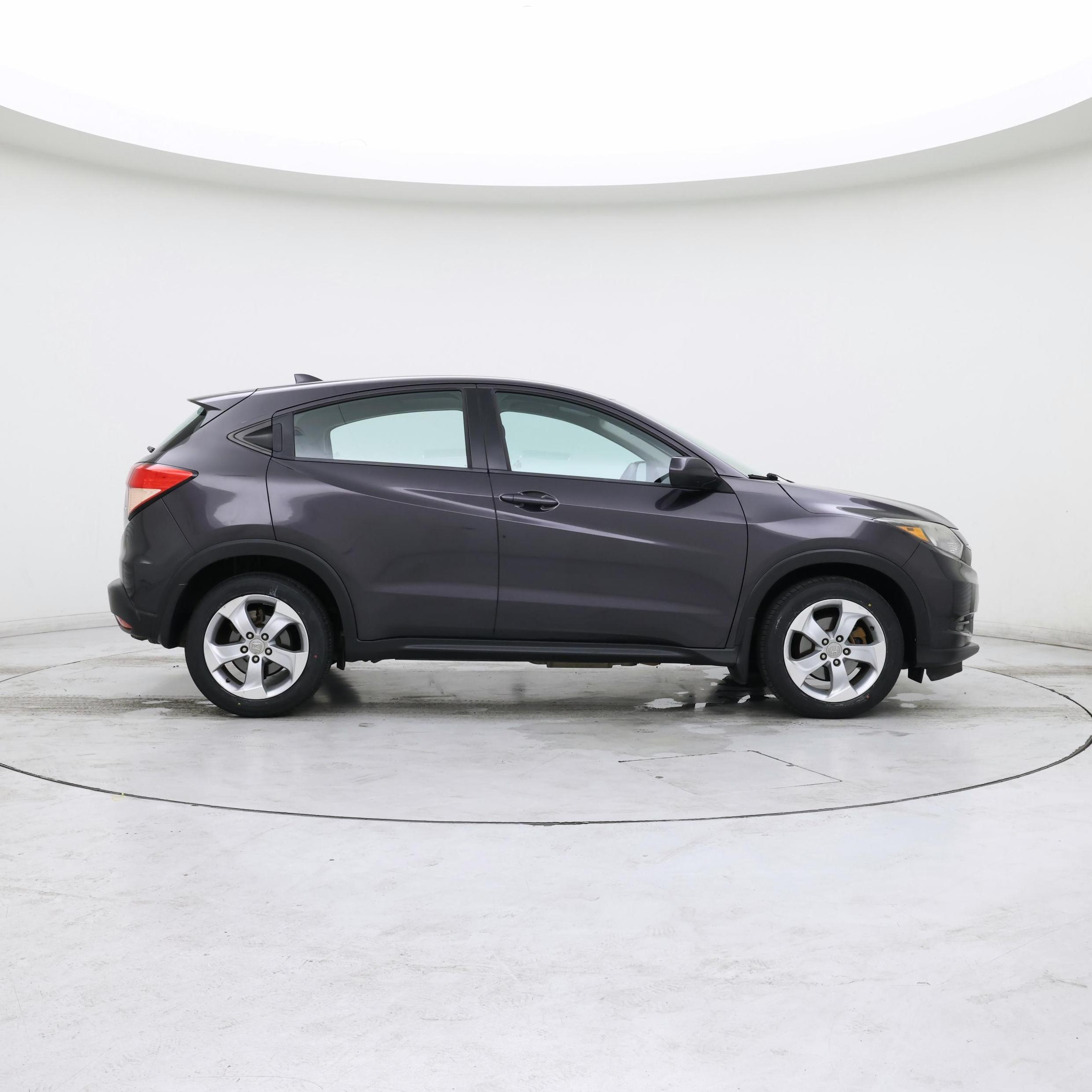 Thumbnail: 2016 Honda HR-V - 7