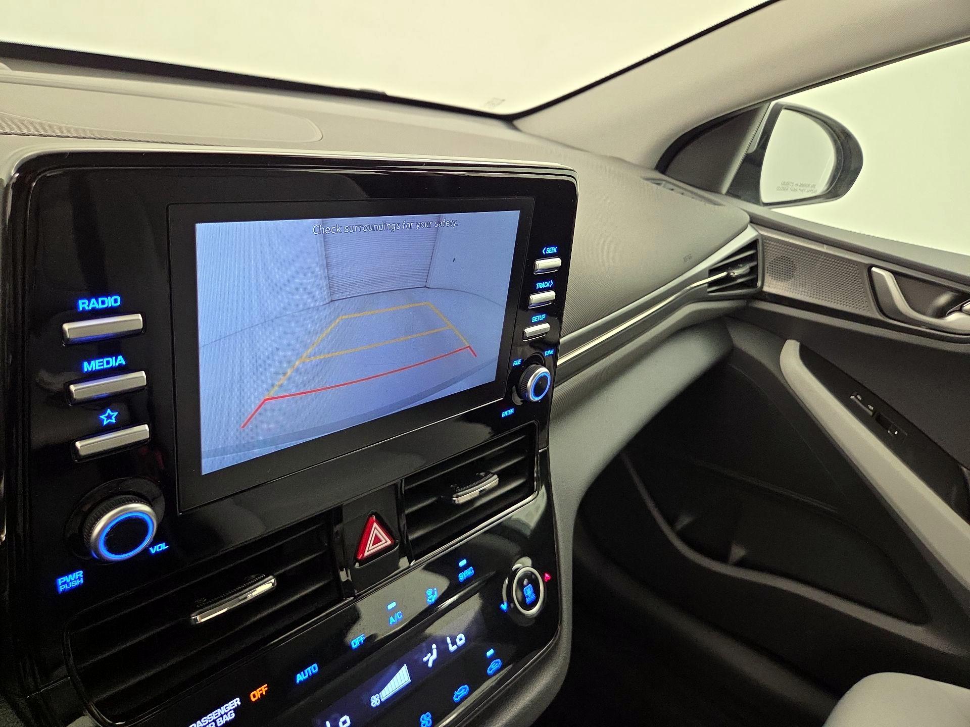 Thumbnail: 2022 Hyundai Ioniq - 14