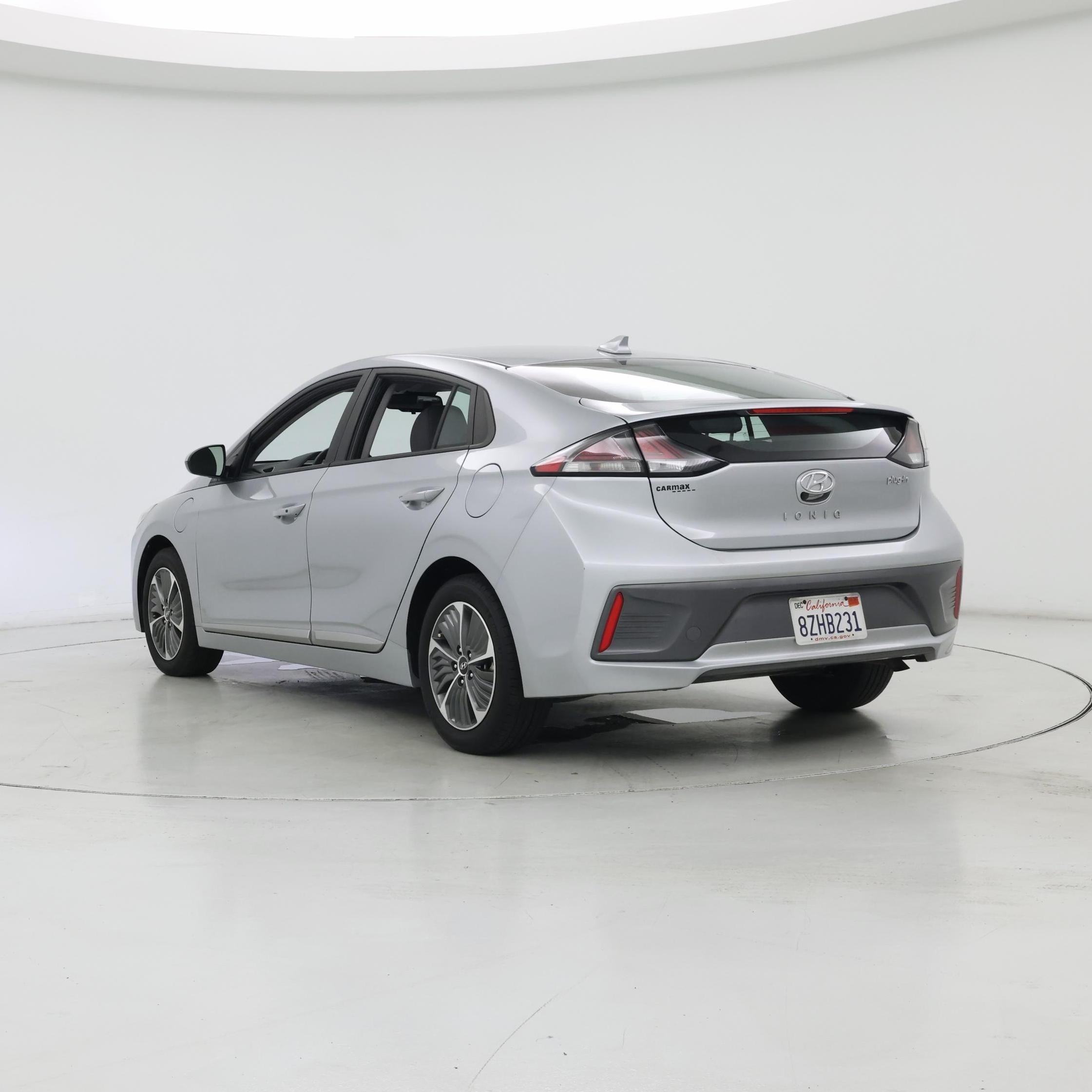 Thumbnail: 2022 Hyundai Ioniq - 2