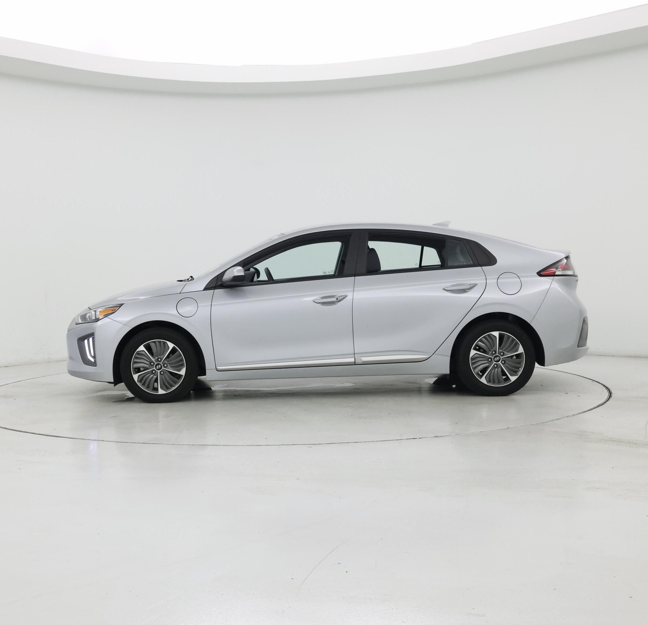 Thumbnail: 2022 Hyundai Ioniq - 3