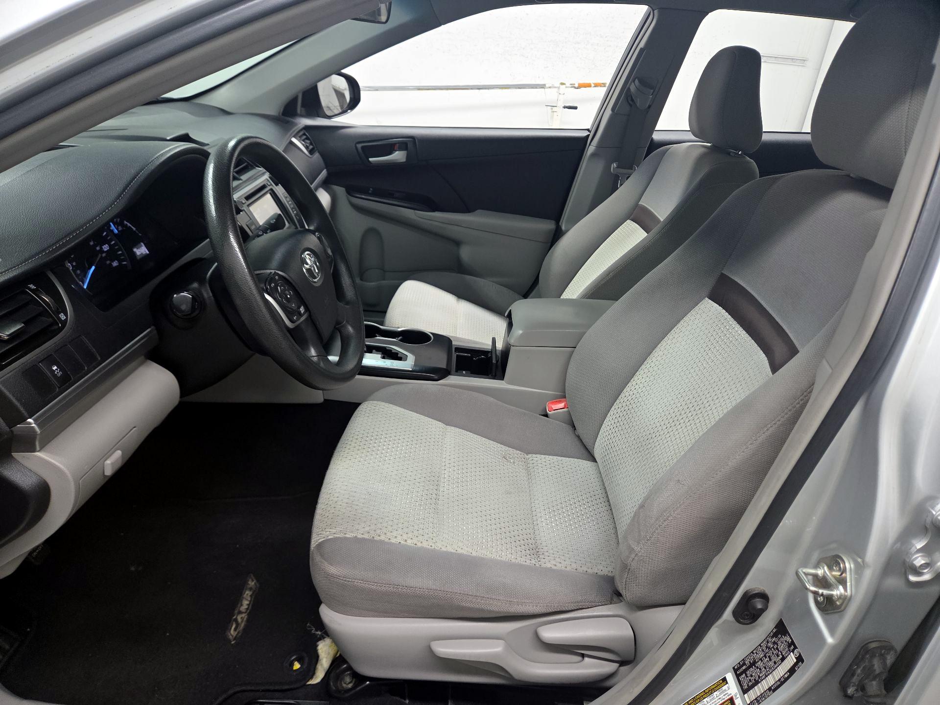 Thumbnail: 2014 Toyota Camry - 9