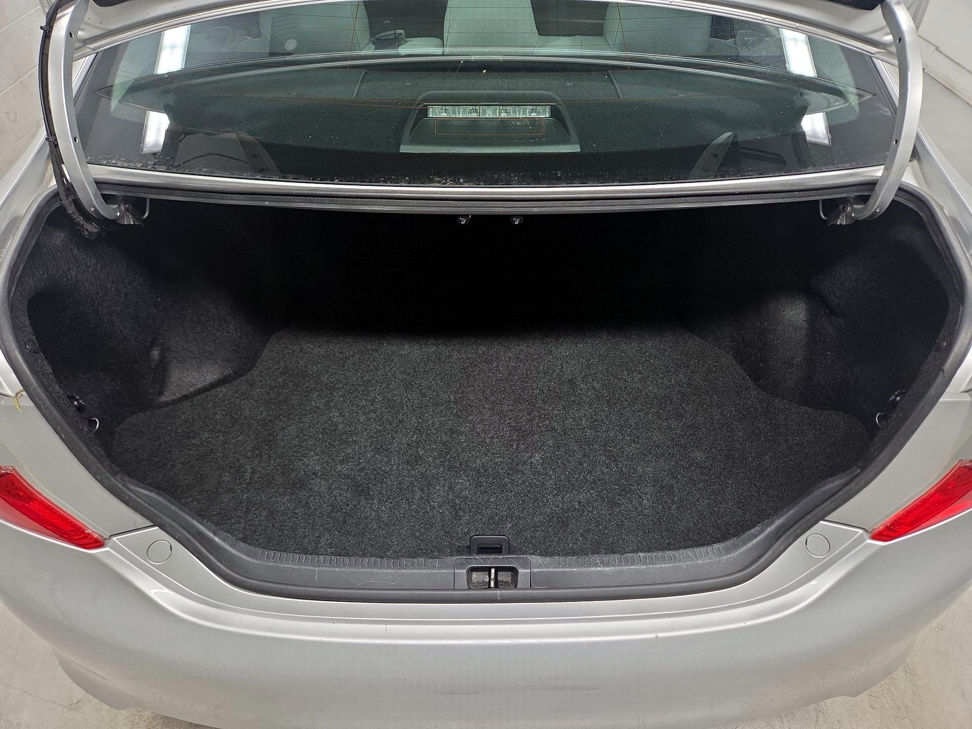 Thumbnail: 2014 Toyota Camry - 18